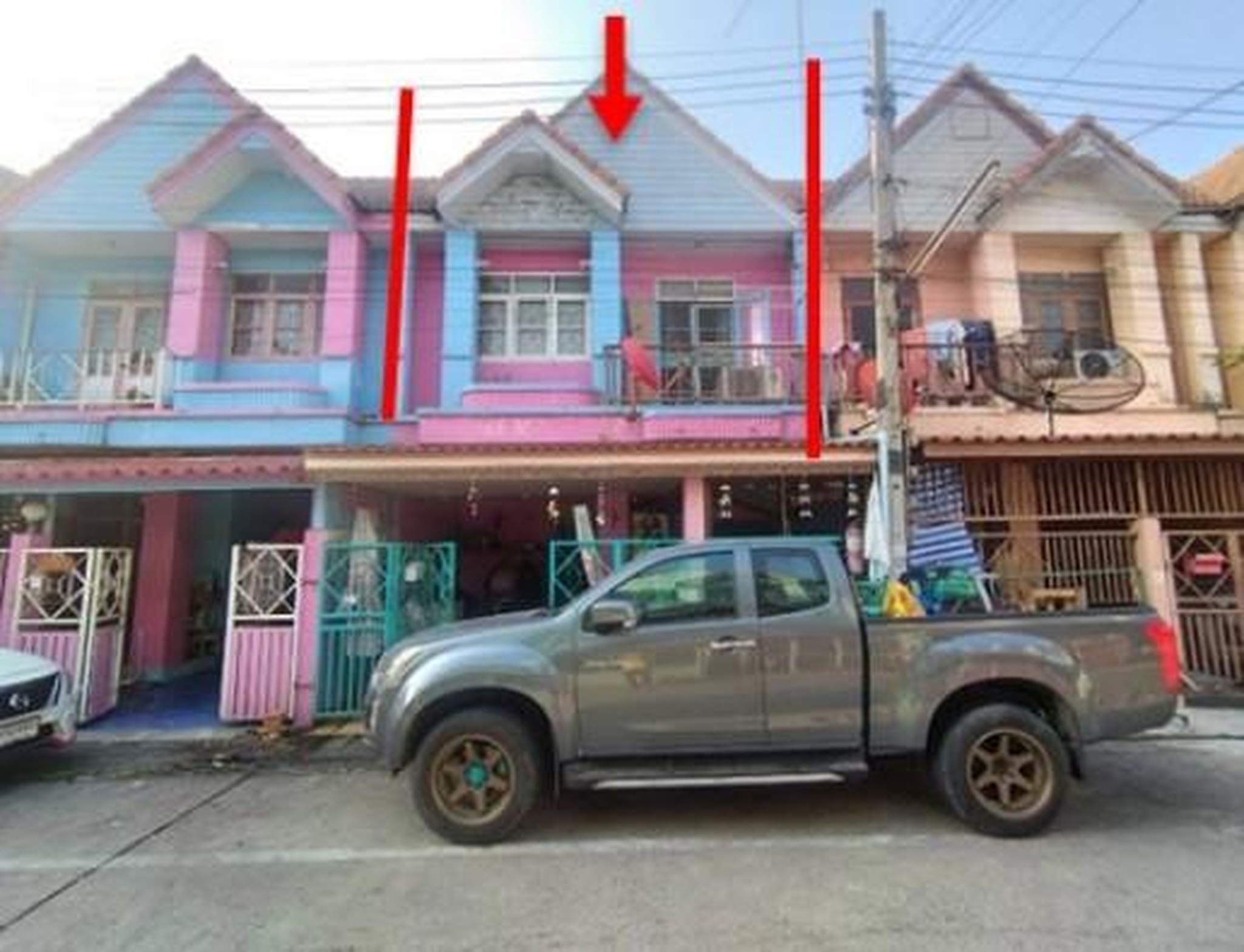 ทรัพย์สถาบันโดย GHB ทาวน์เฮาส์ ราชพฤกษ์
