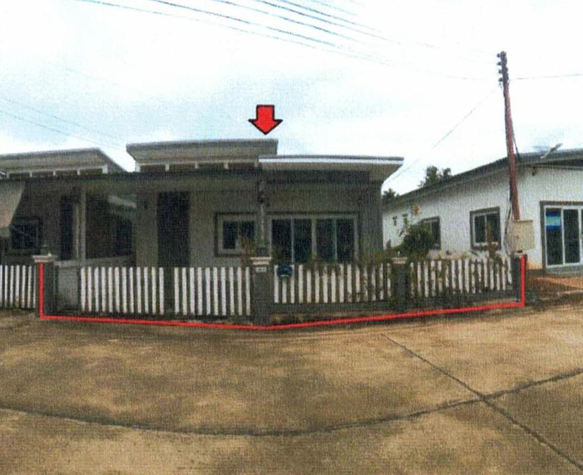 ทรัพย์สถาบันโดย GHB บ้านแฝด อยู่เจริญบ้านทุ่ม