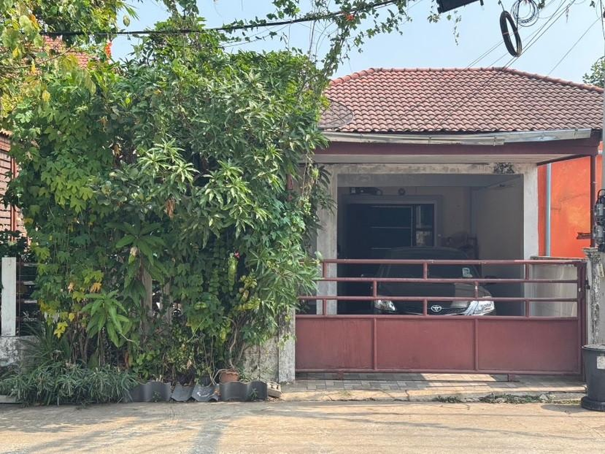 ทรัพย์สถาบันโดย GHB บ้านแฝด นุชดาปาร์ค