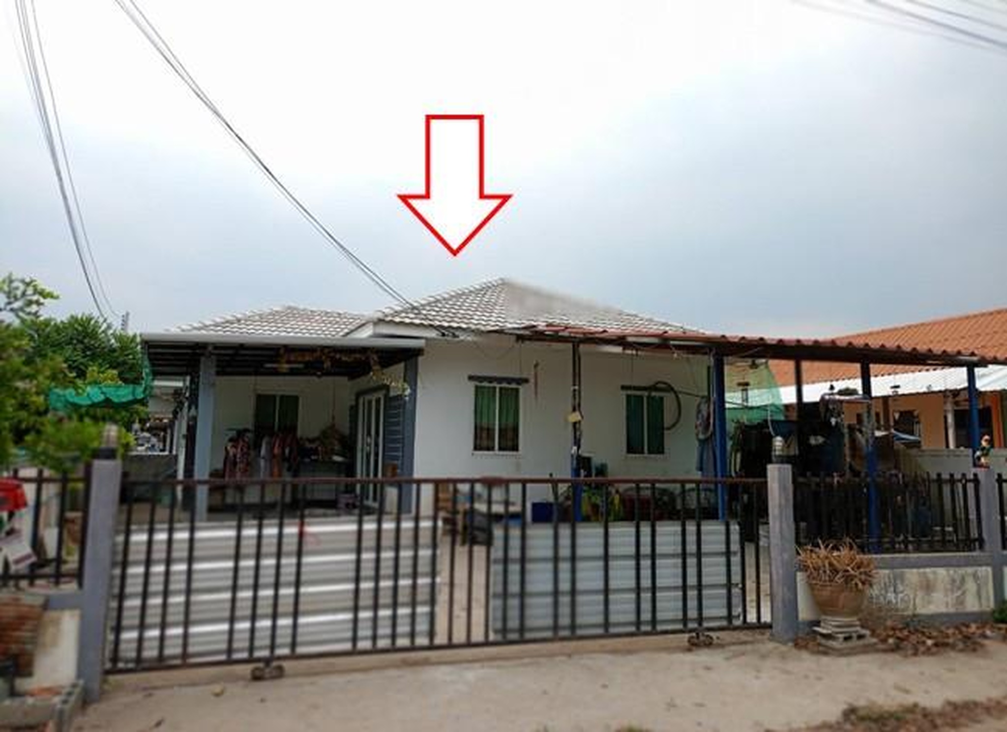 ทรัพย์สถาบันโดย GHB บ้านเดี่ยว ลาดบัวขาว