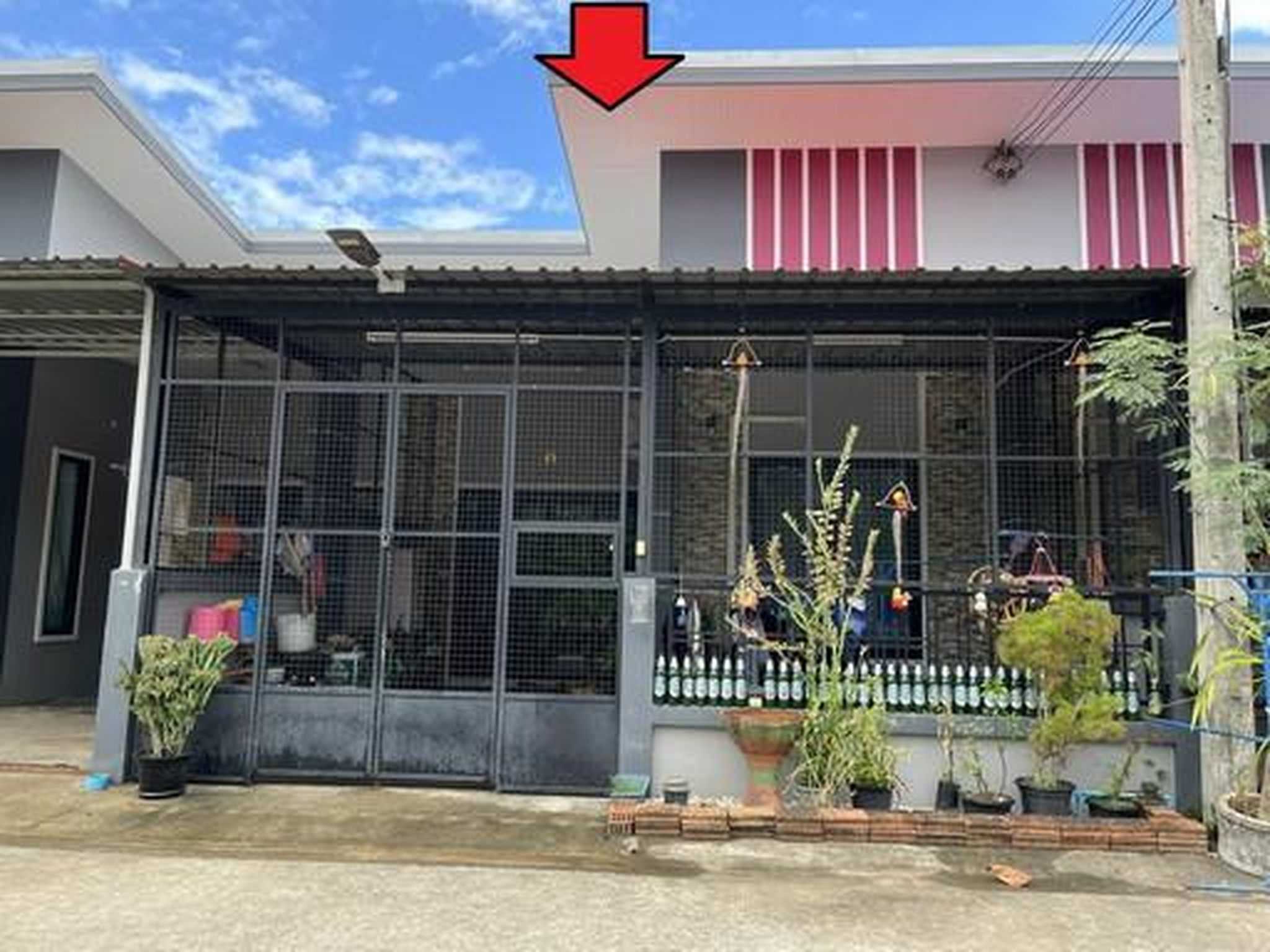 ทรัพย์สถาบันโดย GHB ทาวน์เฮาส์ มณีวรรณ