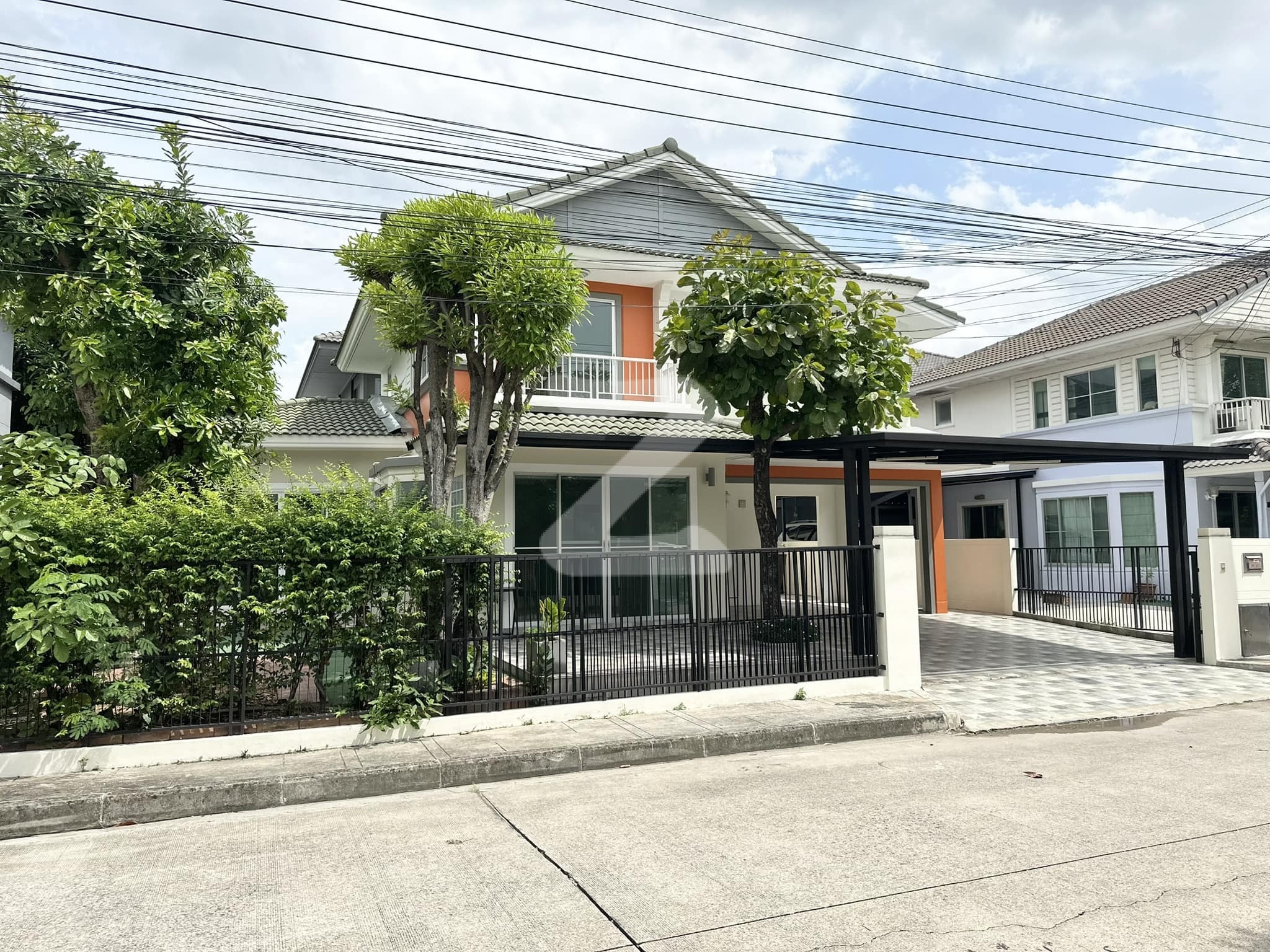 🌸บ้าน Land and House  🌸หมู่บ้านพฤกษ์ลดา (ติวานนท์-ราชพฤกษ์)  🌸4 ห้องนอน 3 ห้องน้ำ                     : เจ้าของขายเอง (งดรับนายหน้า)