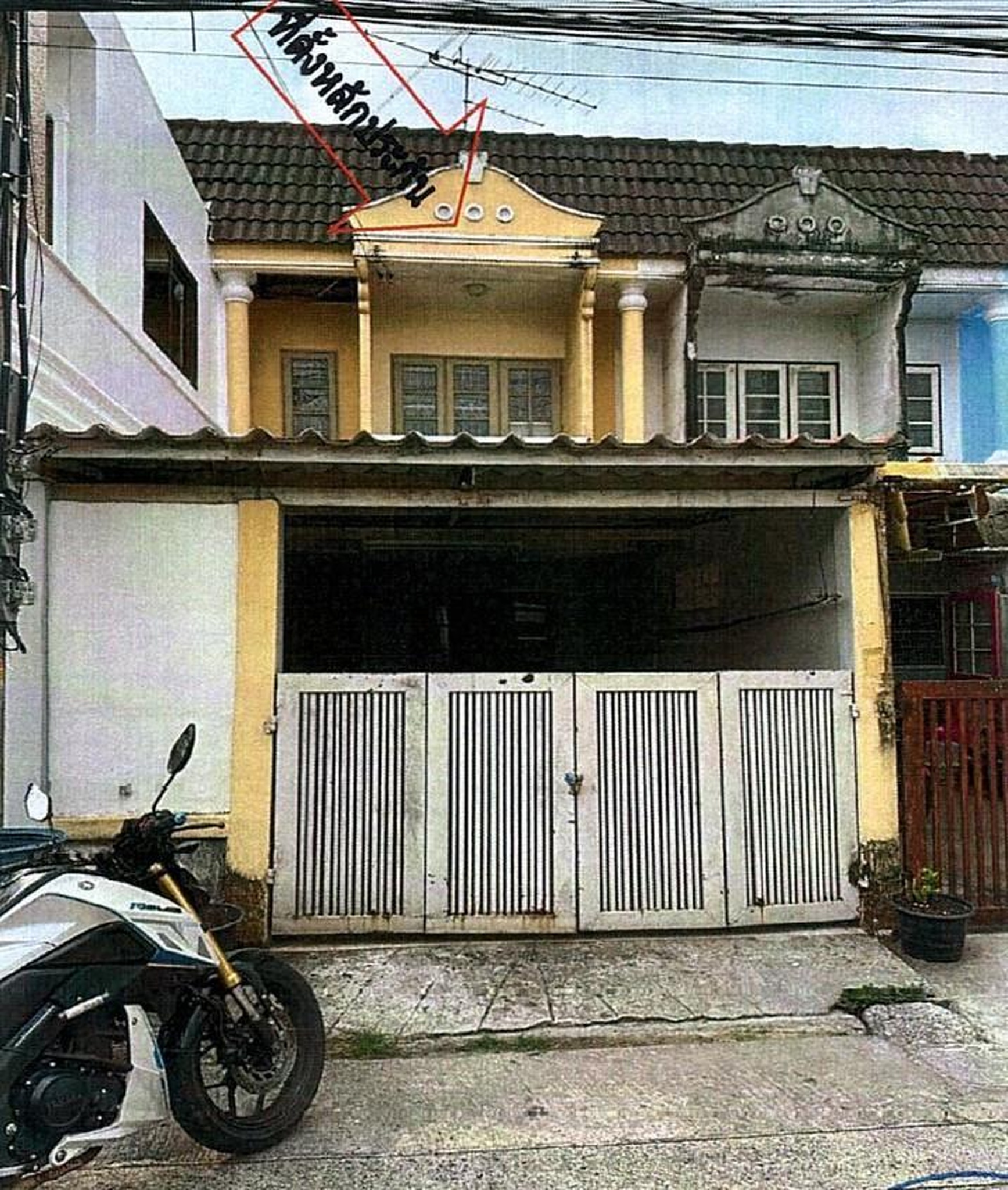 ทรัพย์สถาบันโดย GHB ทาวน์เฮาส์ อัญชลี