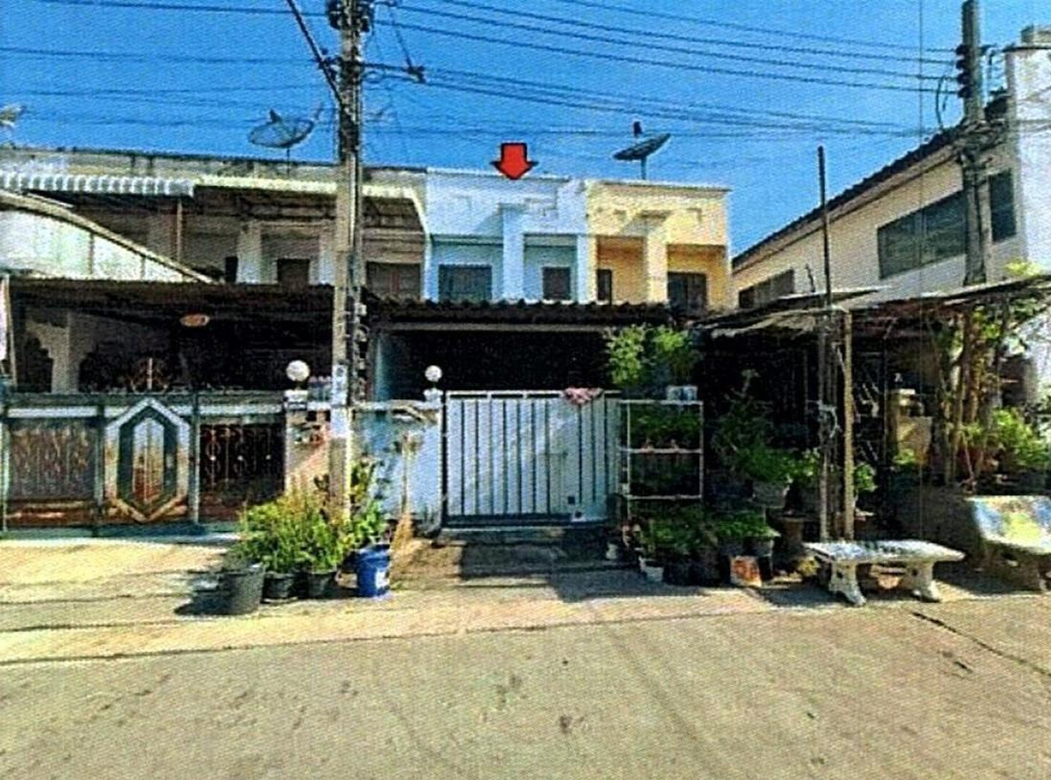 ทรัพย์สถาบันโดย GHB ทาวน์เฮาส์ บุษกร-รติยา