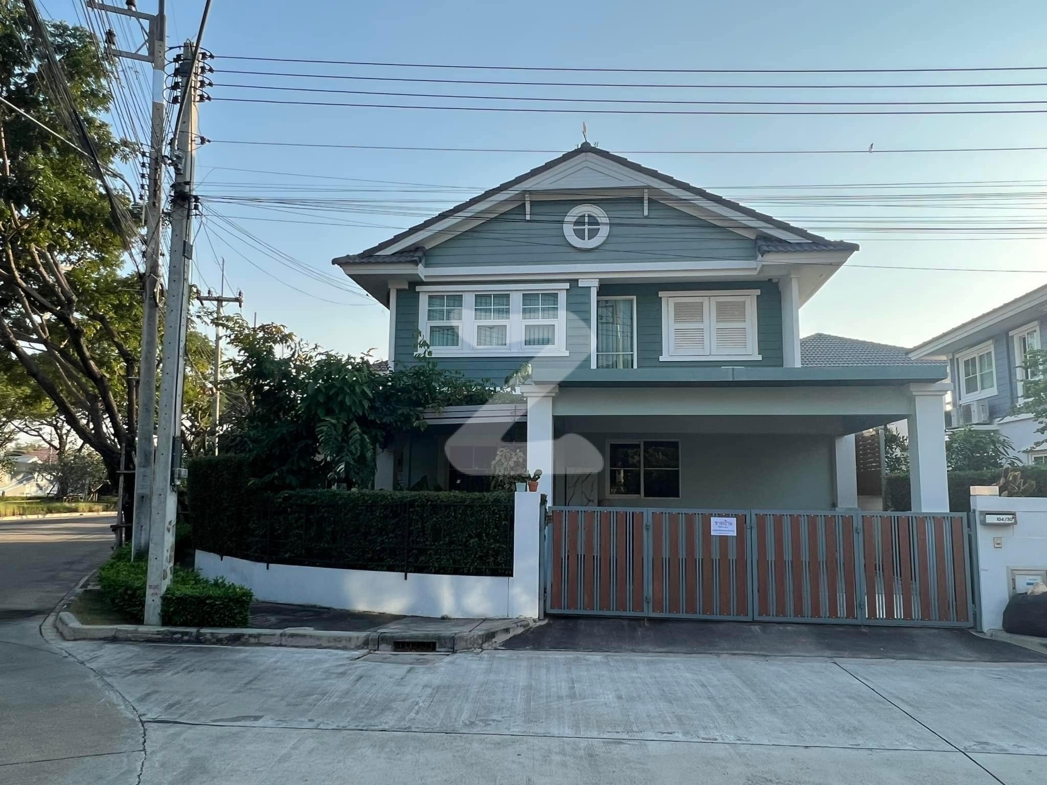 ขาย บ้านเดี่ยว 2 ชั้น หมู่บ้านพฤกษ์ลดา มหาชัย เนื้อที่ใช้สอย 60.4 ตรว                                   : เจ้าของขายเอง (งดรับนายหน้า)