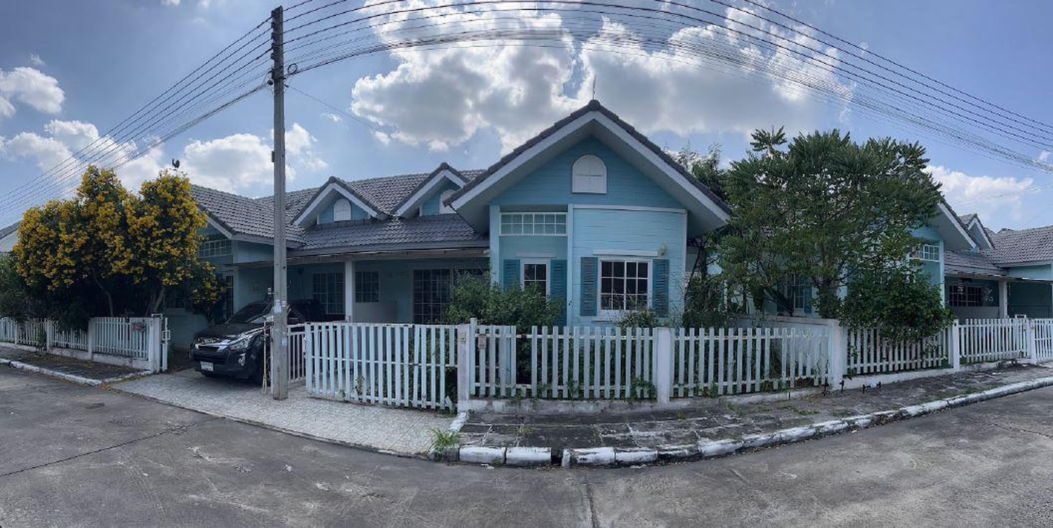 ทรัพย์สถาบันโดย GHB บ้านแฝด วีน่า ทาวน์