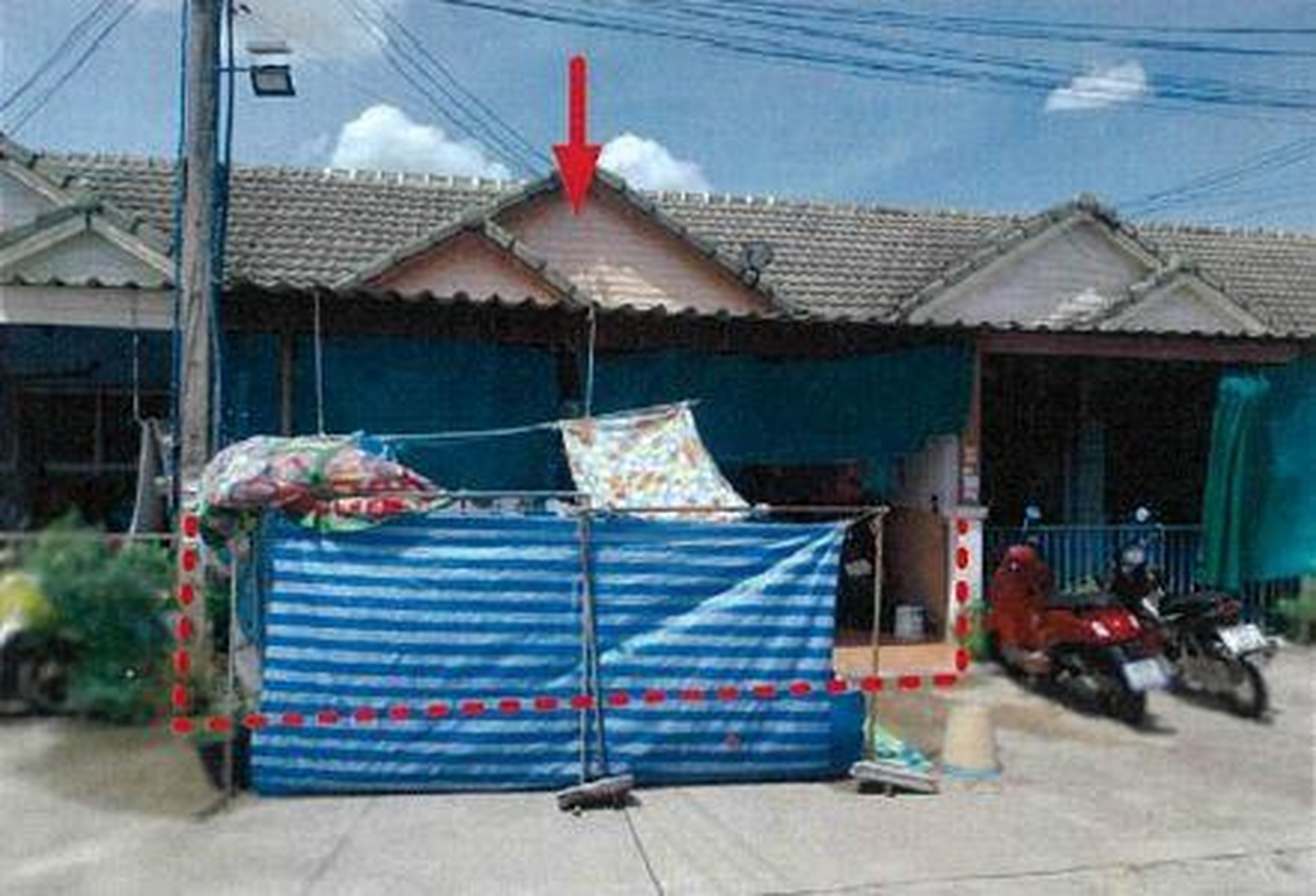 ทรัพย์สถาบันโดย GHB ทาวน์เฮาส์ อาบทรัพย์ วิลเลจ