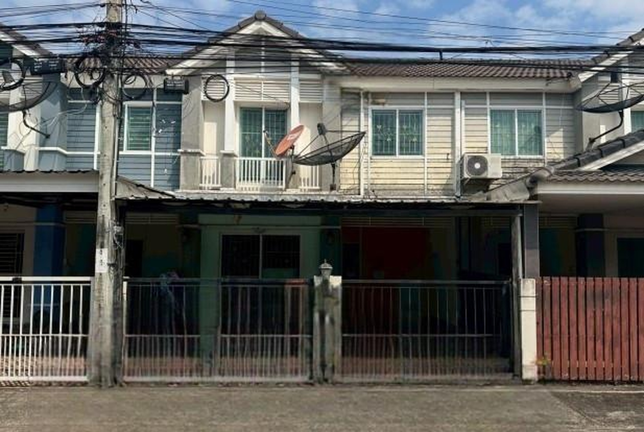 ทรัพย์สถาบันโดย GHB ทาวน์เฮาส์ พฤกษาวิลล์ 50/1 รามคำแหง (Pruksa Ville 50/1 Ramkhamhaeng)