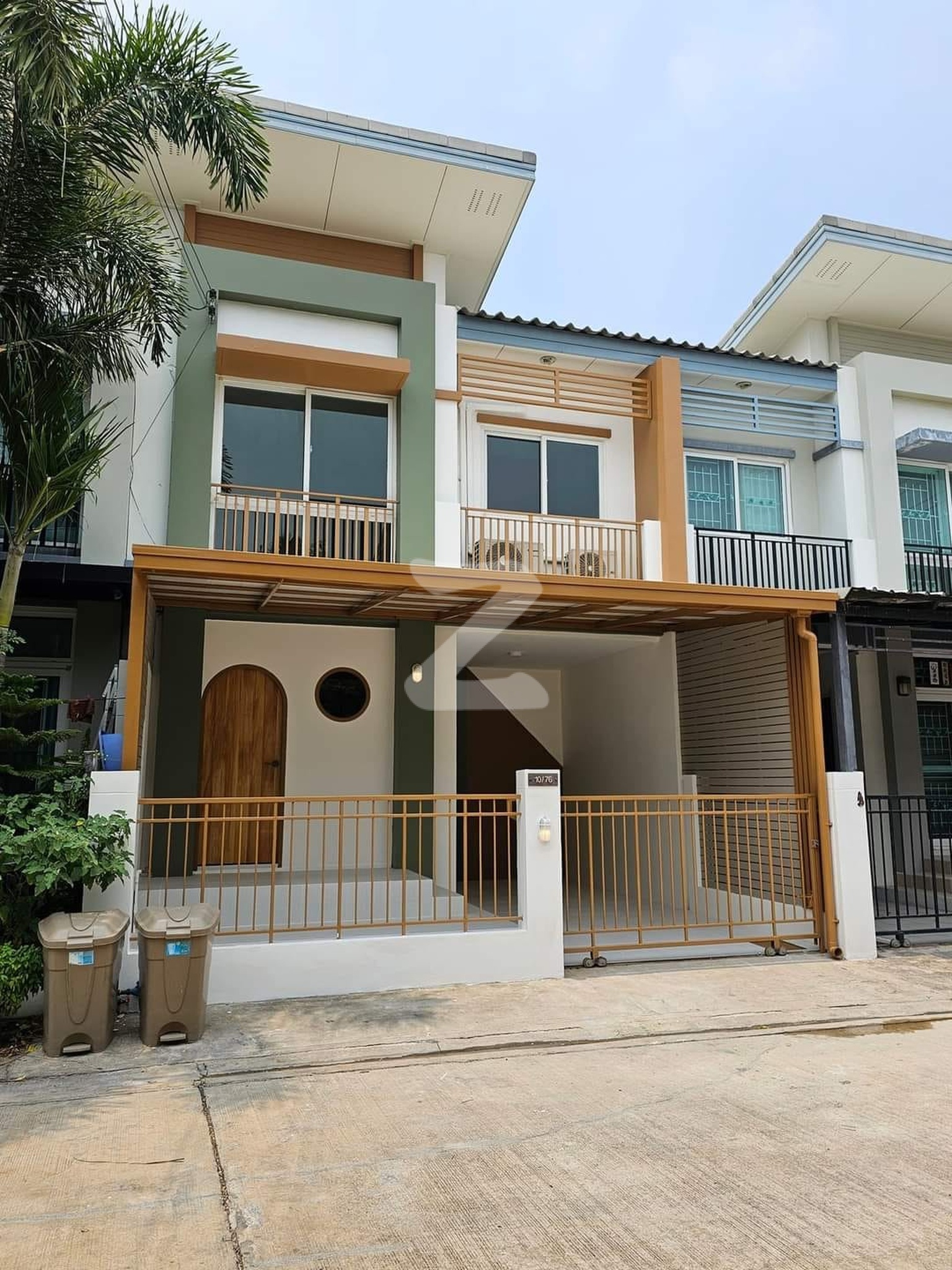 ***เจ้าของขายเอง ด่วน*** หมู่บ้านรสาแกรนด์วิลล์ พหลโยธิน 73   ตกแต่งใหม่ สไตล์มินิมอล  : เจ้าของให้เช่าเอง (งดรับนายหน้า)