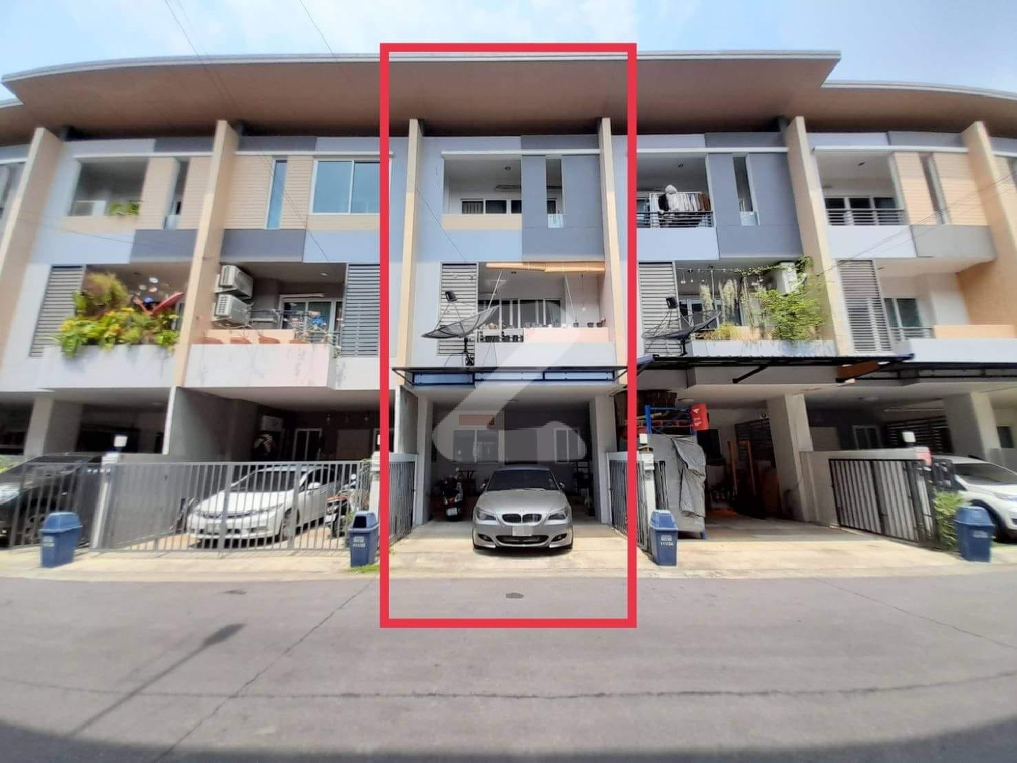 **เจ้าของขายเอง** 🏠ขายบ้านทาวน์โฮม 3 ชั้น  หมู่บ้านโมทาวน์ บริโอ้ แจ้งวัฒนะ-ประชาชื่น บนถนนเลียบคลองประปา ฝั่งเมืองทองธานี  : เจ้าของขายเอง (งดรับนายหน้า)