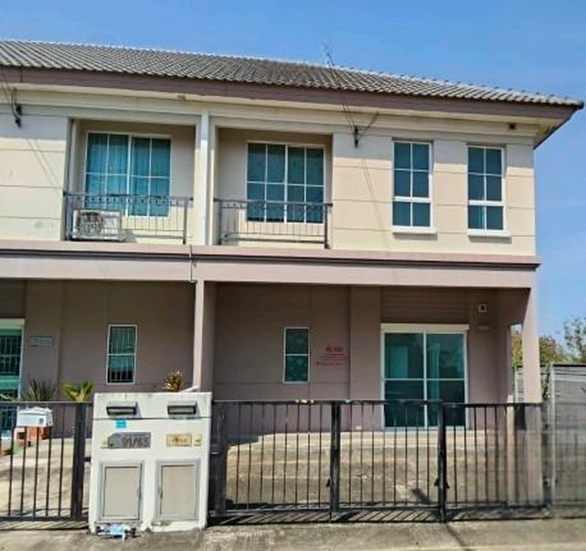 ทรัพย์สถาบันโดย GHB ทาวน์เฮาส์ บ้านพฤกษา 132 ลำลูกกา-วงแหวนฯ (Baan Pruksa 132 Lamlukka-Wongwaen)