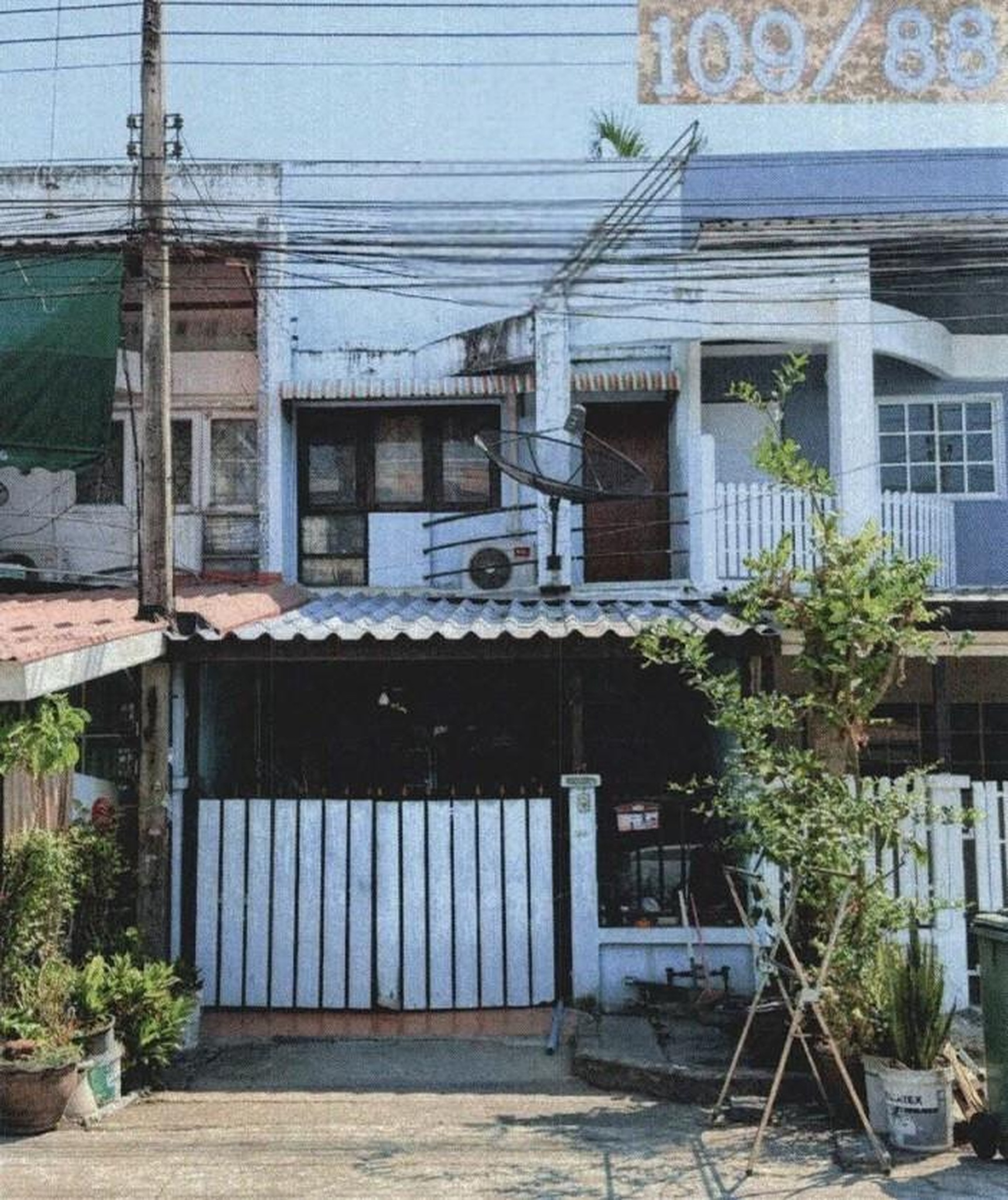 ทรัพย์สถาบันโดย GHB ทาวน์เฮาส์ ธันยพฤกษ์