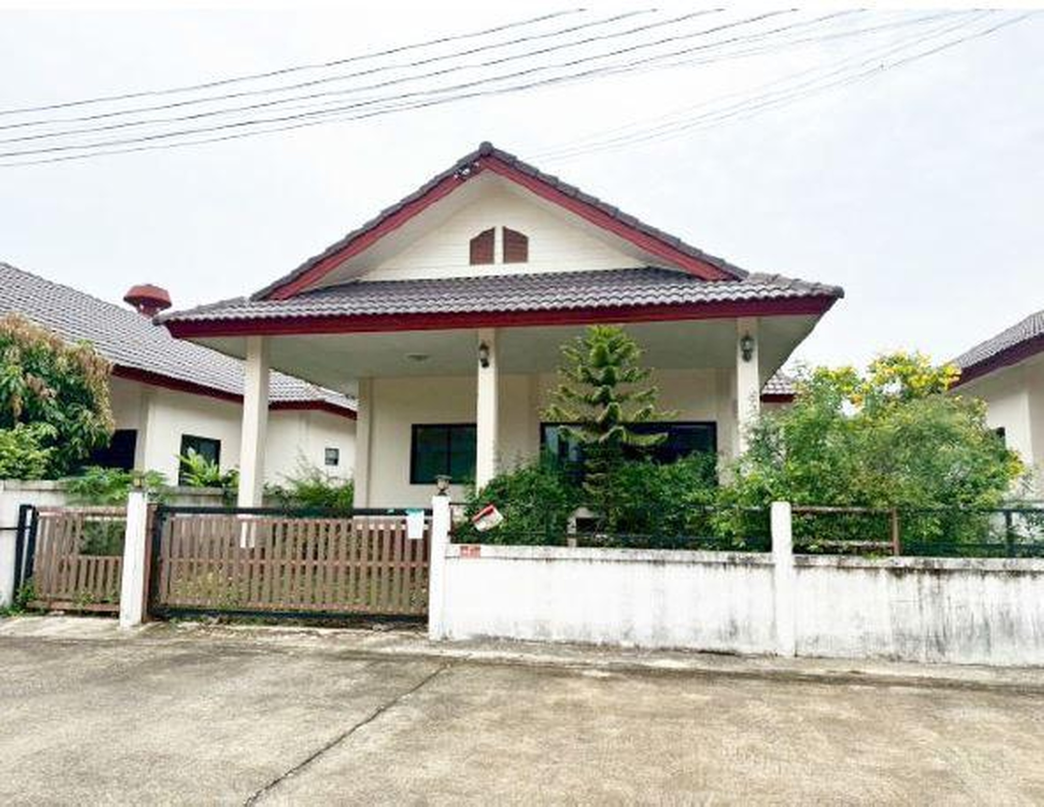 ทรัพย์สถาบันโดย GHB บ้านเดี่ยว วโรรส 8