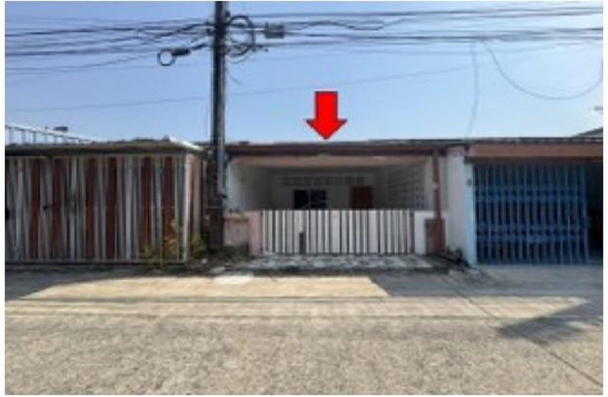 ทรัพย์สถาบันโดย GHB ทาวน์เฮาส์ นาฎศิลป์