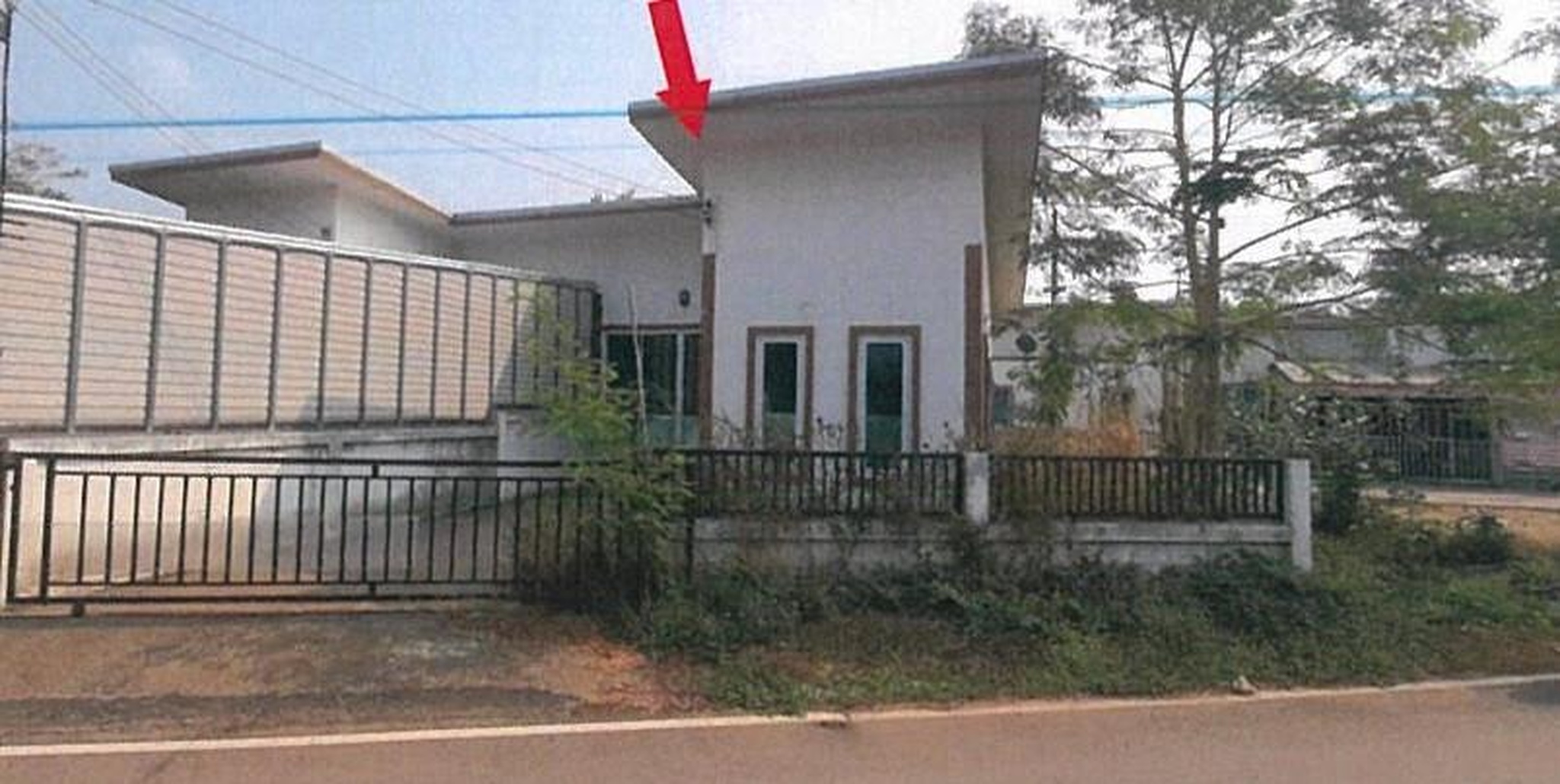 ทรัพย์สถาบันโดย GHB ทาวน์เฮาส์ นิสาสิริ
