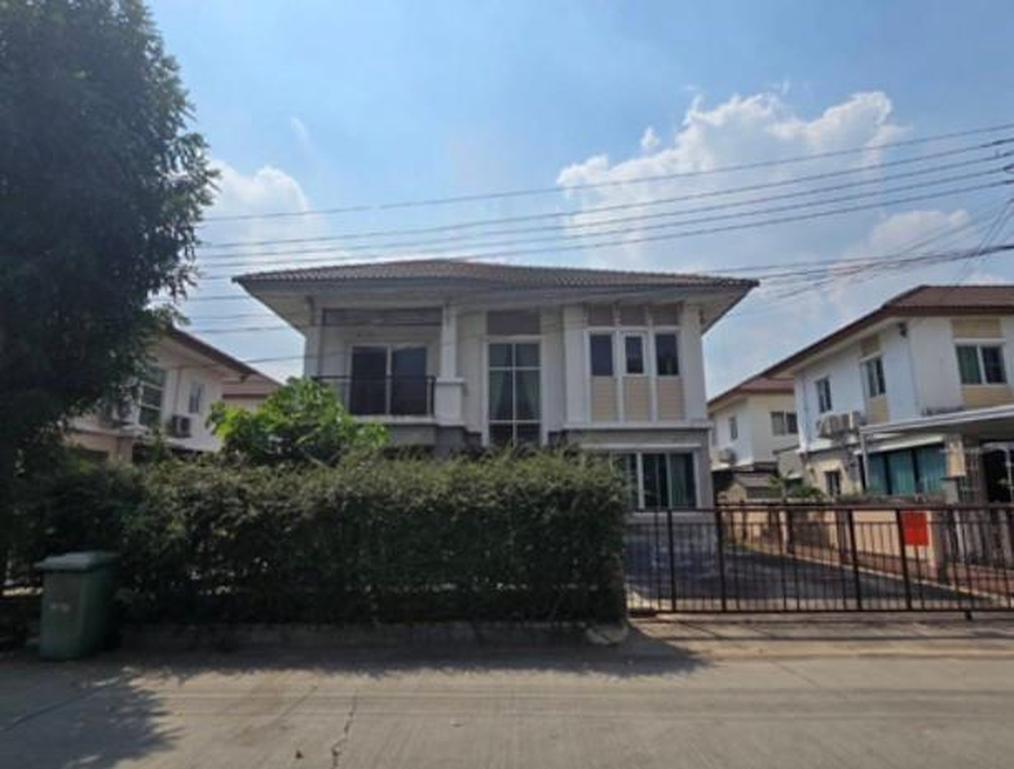 ทรัพย์สถาบันโดย GHB บ้านเดี่ยว เดอะเเพลนท์วัชรพล