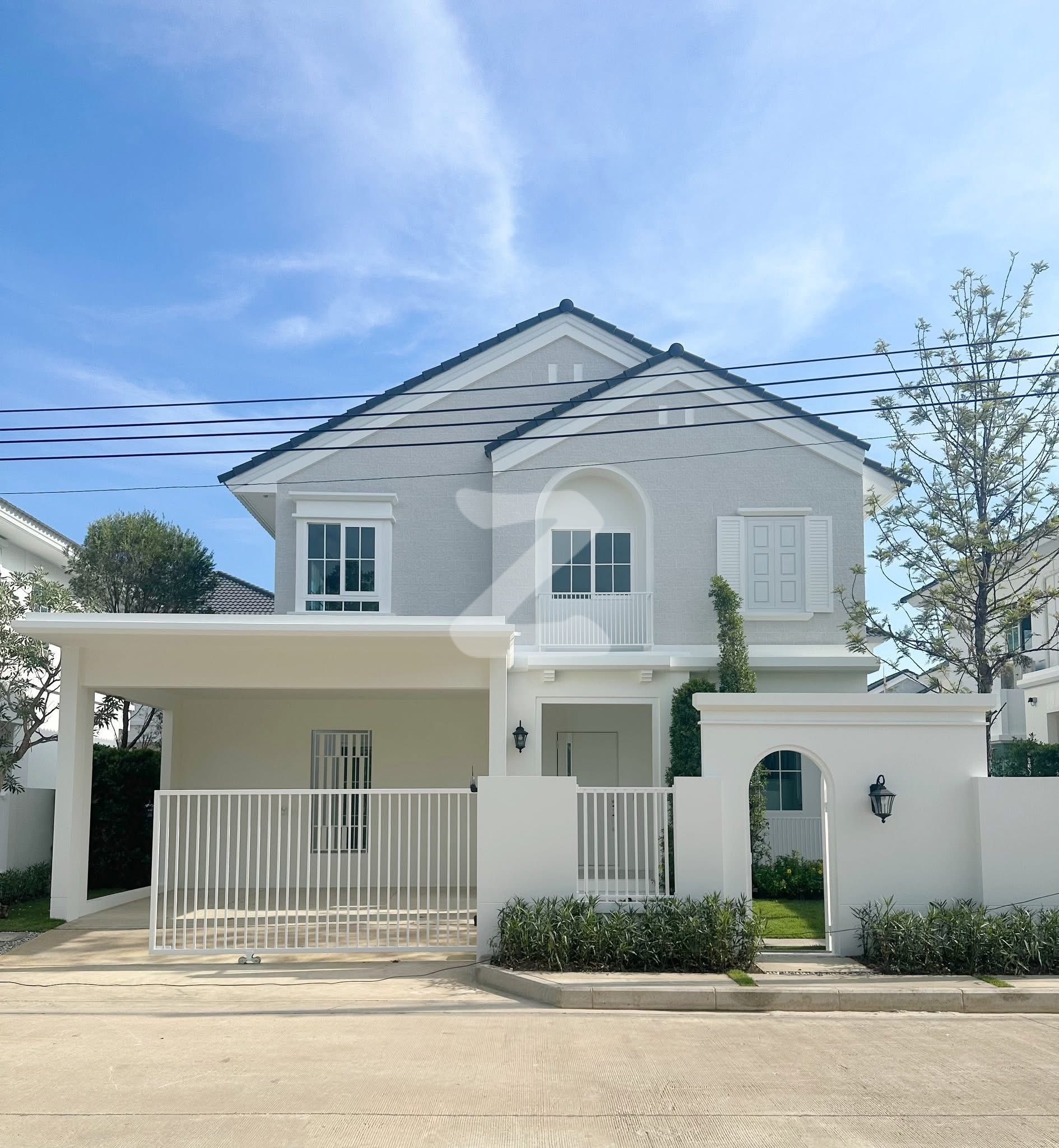 Owner port / ยินดีรับเอเจนท์ค่ะ  House for Rent:  Chaiyapruek Bangna Km.15 🏡 บ้านหน้าสวน พร้อมอยู่ Rental : 90,000 THB/month     : เจ้าของให้เช่าเอง (งดรับนายหน้า)
