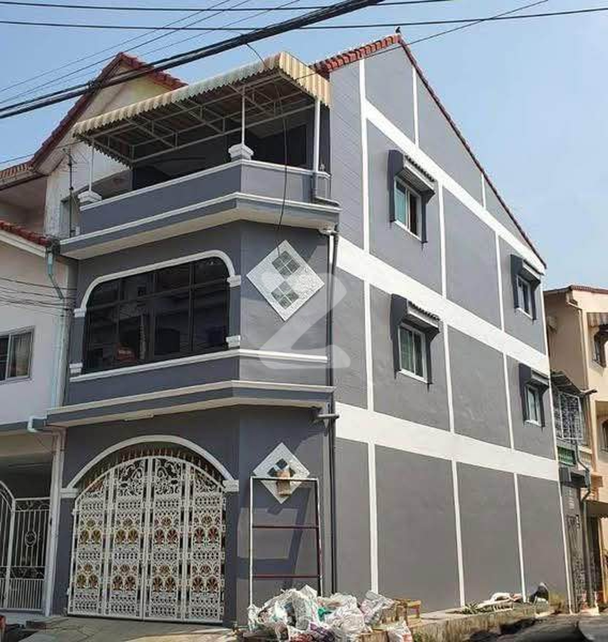 🙏เจ้าของขายเอง🙏 หมู่บ้านสินวงศ์ บ้านมุม ทาวเฮ้าส์ 3 ชั้น  ต่อเติมเต็ม ทั้ง3ชั้น ระเบียงหน้าหลัง ทำเลดี เดินทางสะดวก   : เจ้าของขายเอง (งดรับนายหน้า)