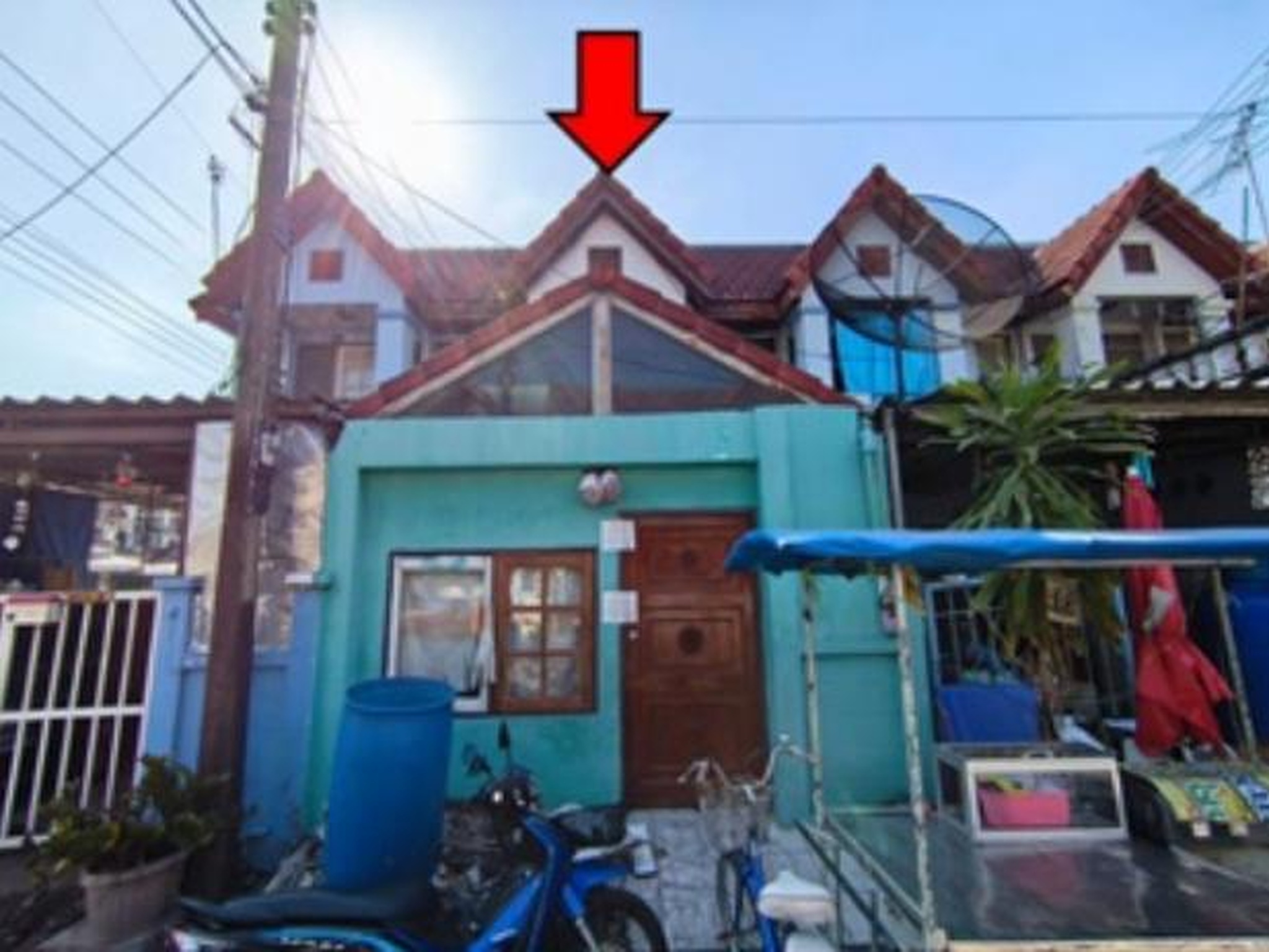 ทรัพย์สถาบันโดย GHB ทาวน์เฮาส์ อาสาเฮ้าส์