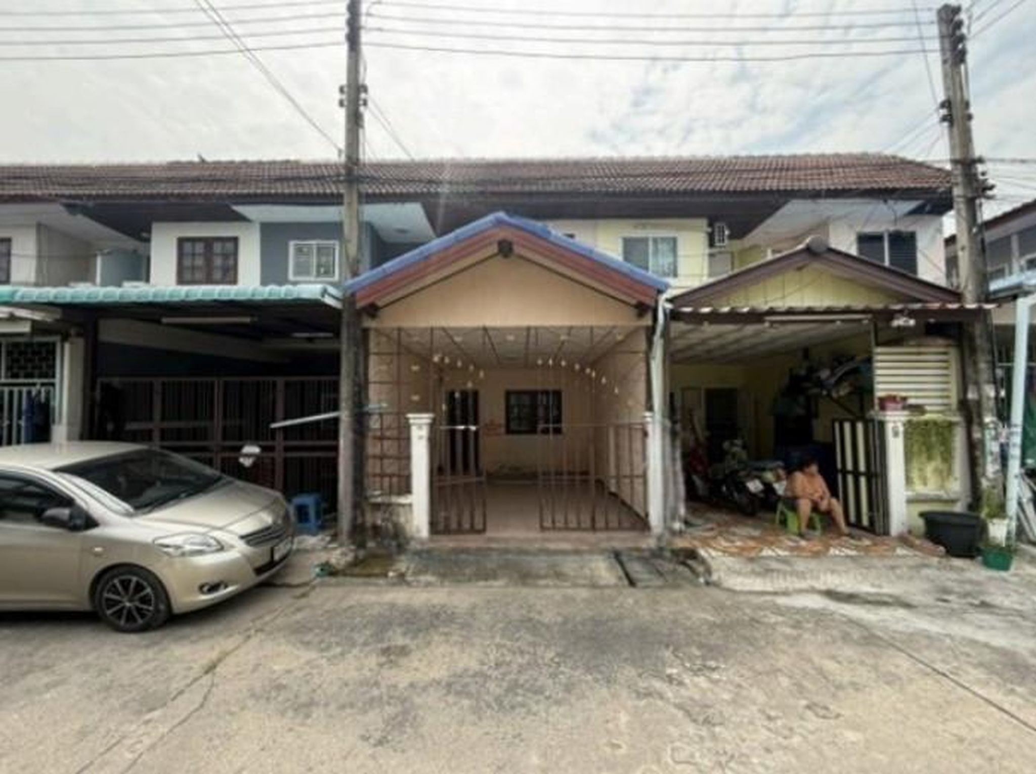 ทรัพย์สถาบันโดย GHB ทาวน์เฮาส์ ฉัตรไพลิน