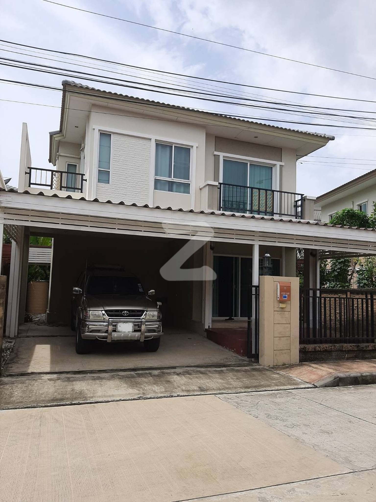 🏠 **เจ้าของขายเอง** บ้านสวยพร้อมอยู่ เจ้าของดูแลอย่างดี สภาพเหมือนใหม่ หมู่บ้าน : ภัสสร ไพรด์ ศรีนครินทร์-เทพารักษ์ สมุทรปราการ  : เจ้าของขายเอง (งดรับนายหน้า)