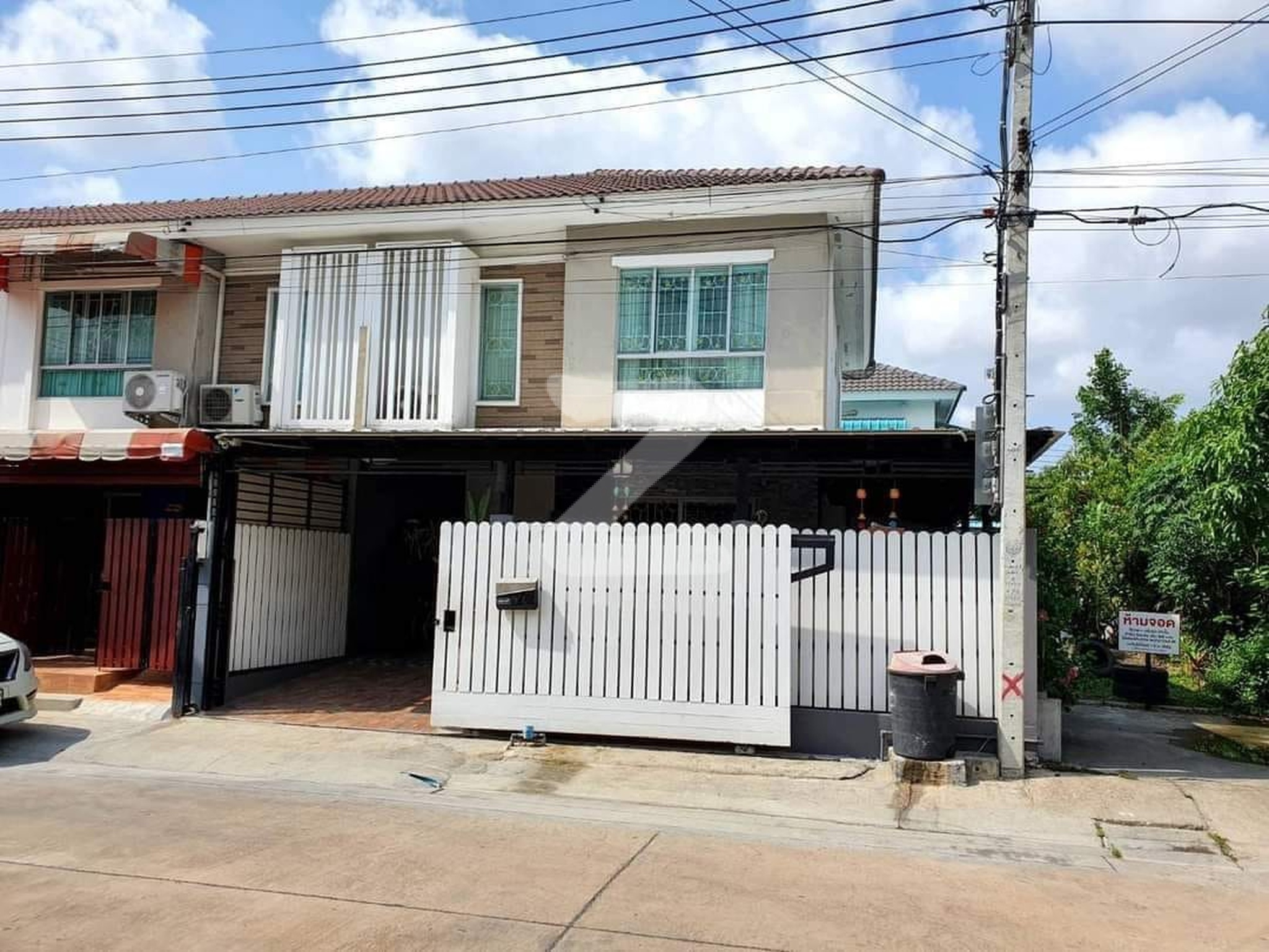บ้านสวย ของดี มีโซล่าเซลล์ พฤกษาวิลล์ 49 บางเมือง สมุทรปราการ ทาวน์เฮ้าส์หลังมุม 25 ตารางวา                 : เจ้าของขายเอง (งดรับนายหน้า)
