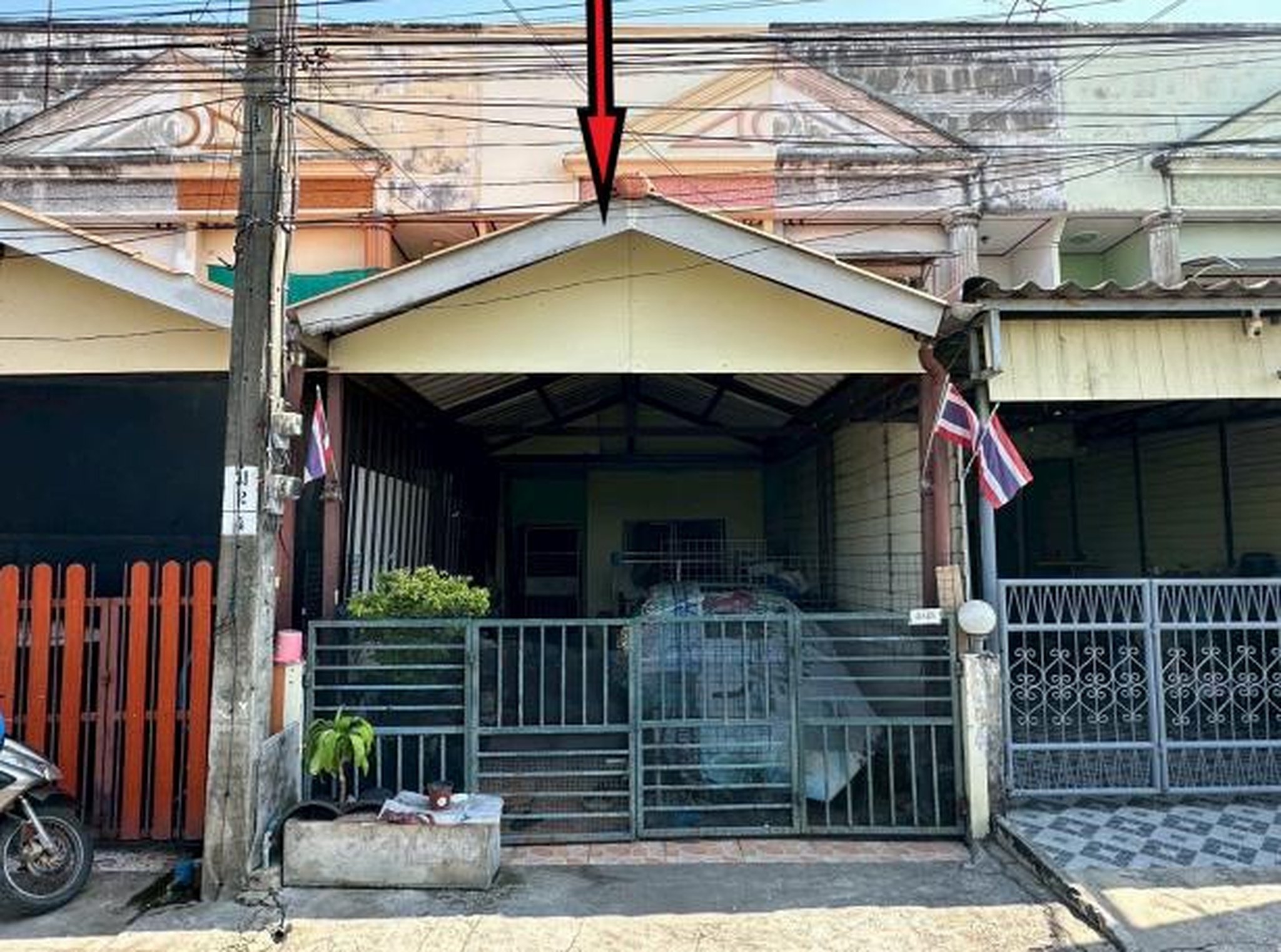 ทรัพย์สถาบันโดย GHB ทาวน์เฮาส์ ชลธี 2