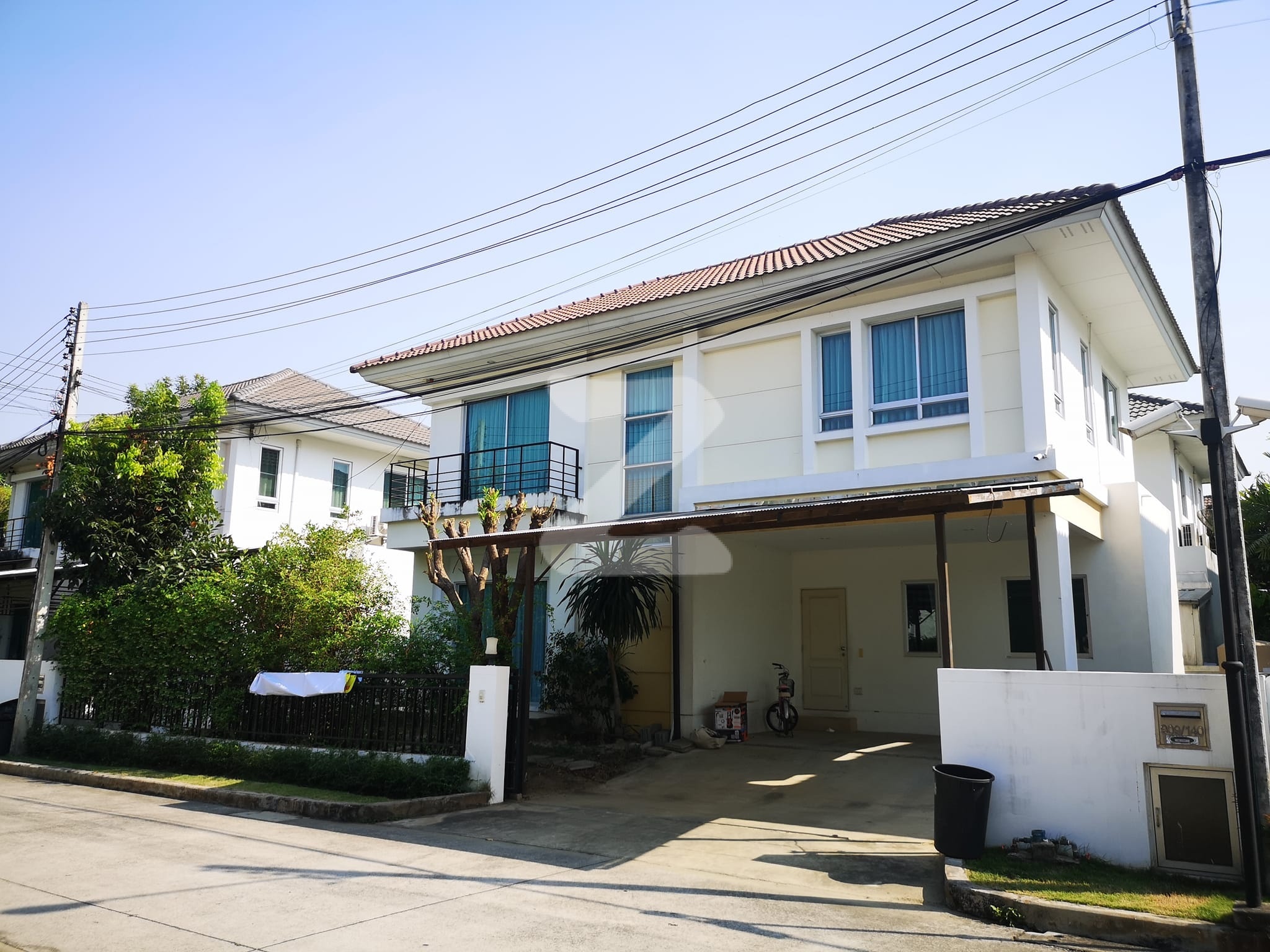 *ขายบ้าน  ไลฟ์ บางกอก บูเลอร์วาร์ด รังสิต  บ้านเลขที่ 909/140 ซอย13                           : เจ้าของขายเอง (งดรับนายหน้า)