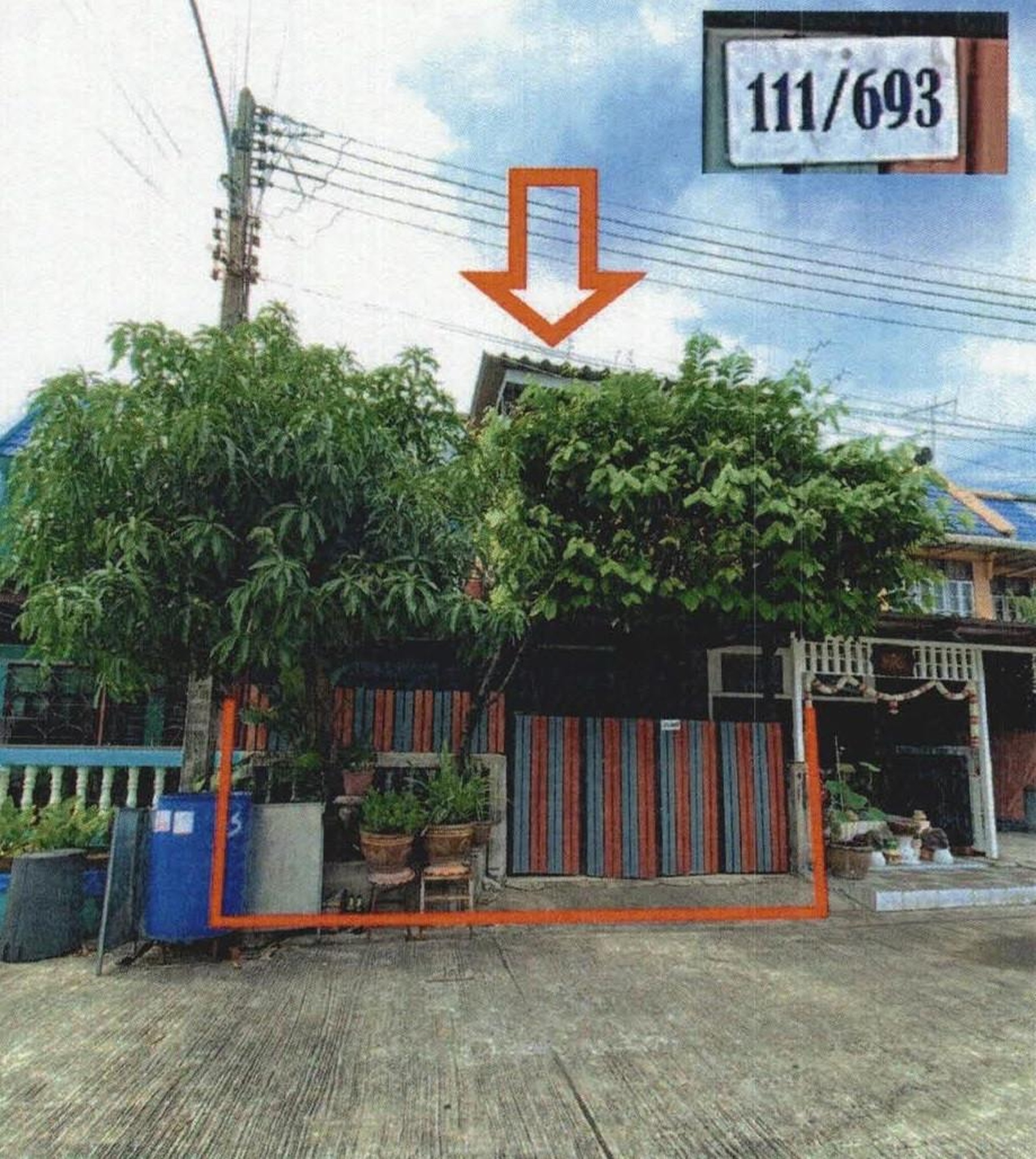 ทรัพย์สถาบันโดย GHB ทาวน์เฮาส์ อยู่เจริญโครงการ 1
