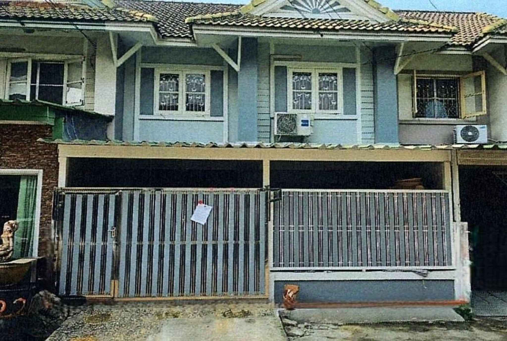 ทรัพย์สถาบันโดย GHB ทาวน์เฮาส์ พฤกษา 13