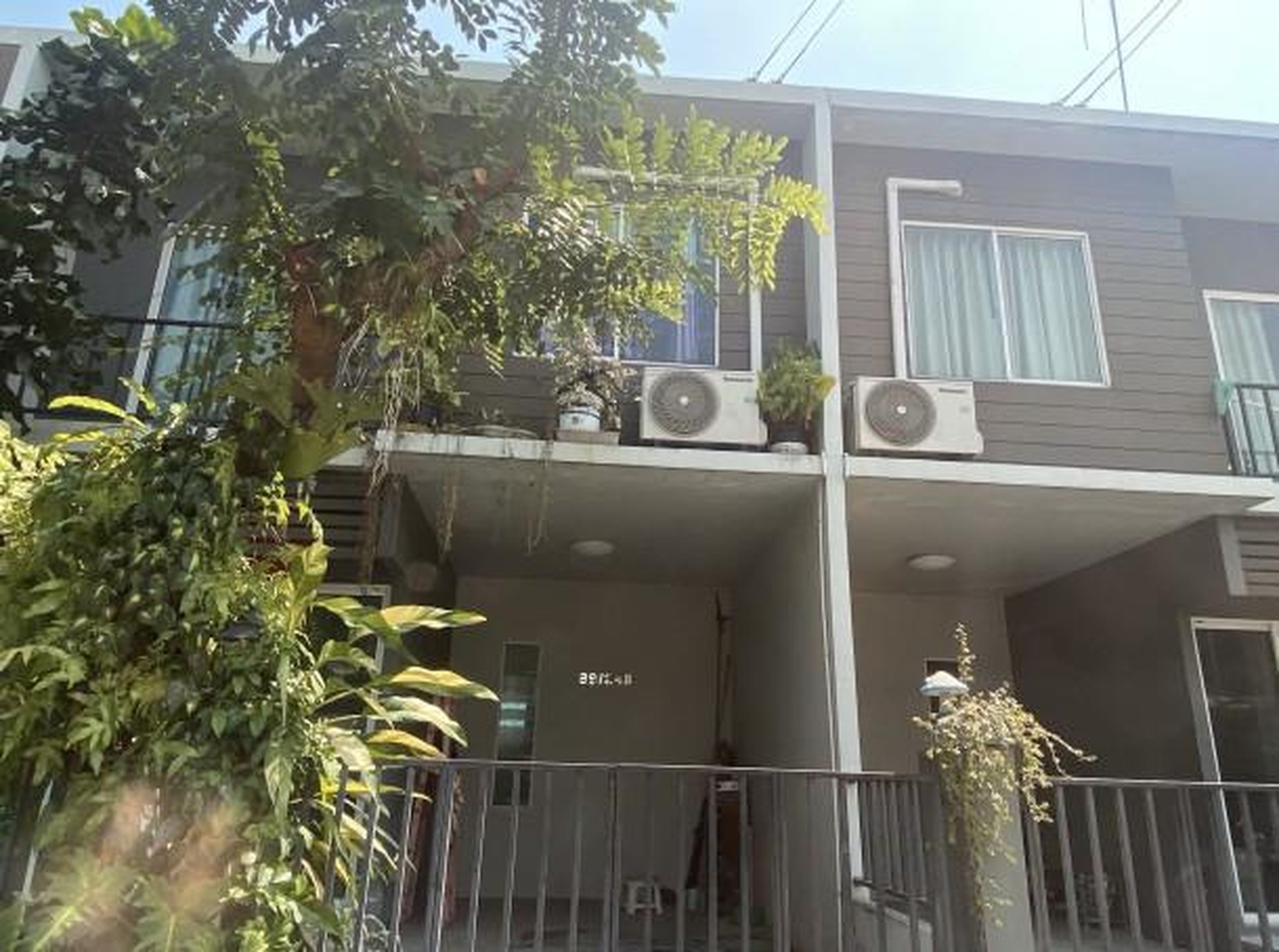 ทรัพย์สถาบันโดย GHB ทาวน์เฮาส์ เดอะคัลเลอร์รังสิตคลอง 4