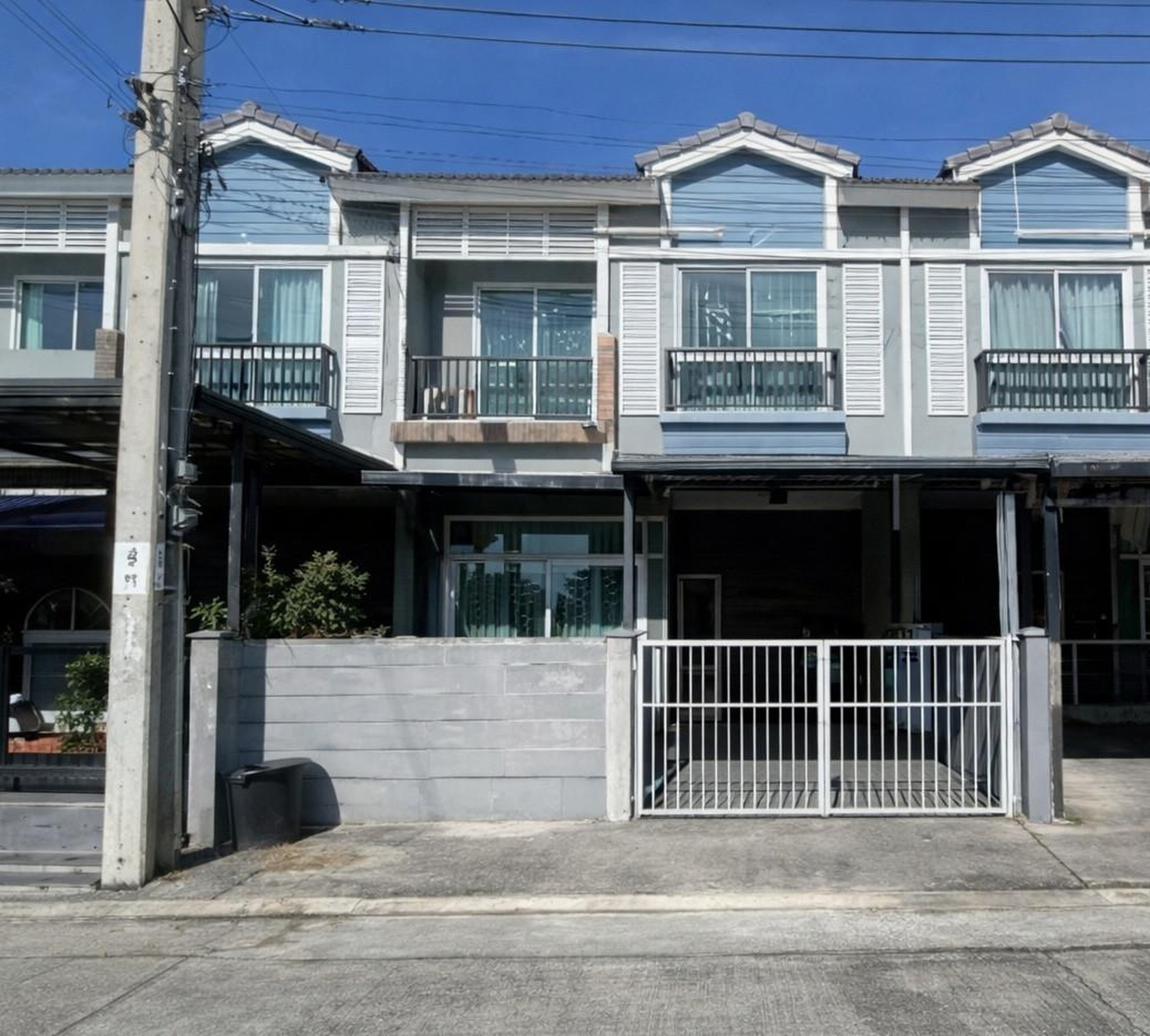 ทรัพย์สถาบันโดย GHB ทาวน์เฮาส์ นครทองโคโลนี่ ทรัพย์บุญชัย 28 (Nakornthong Colony Sapbunchai 28)