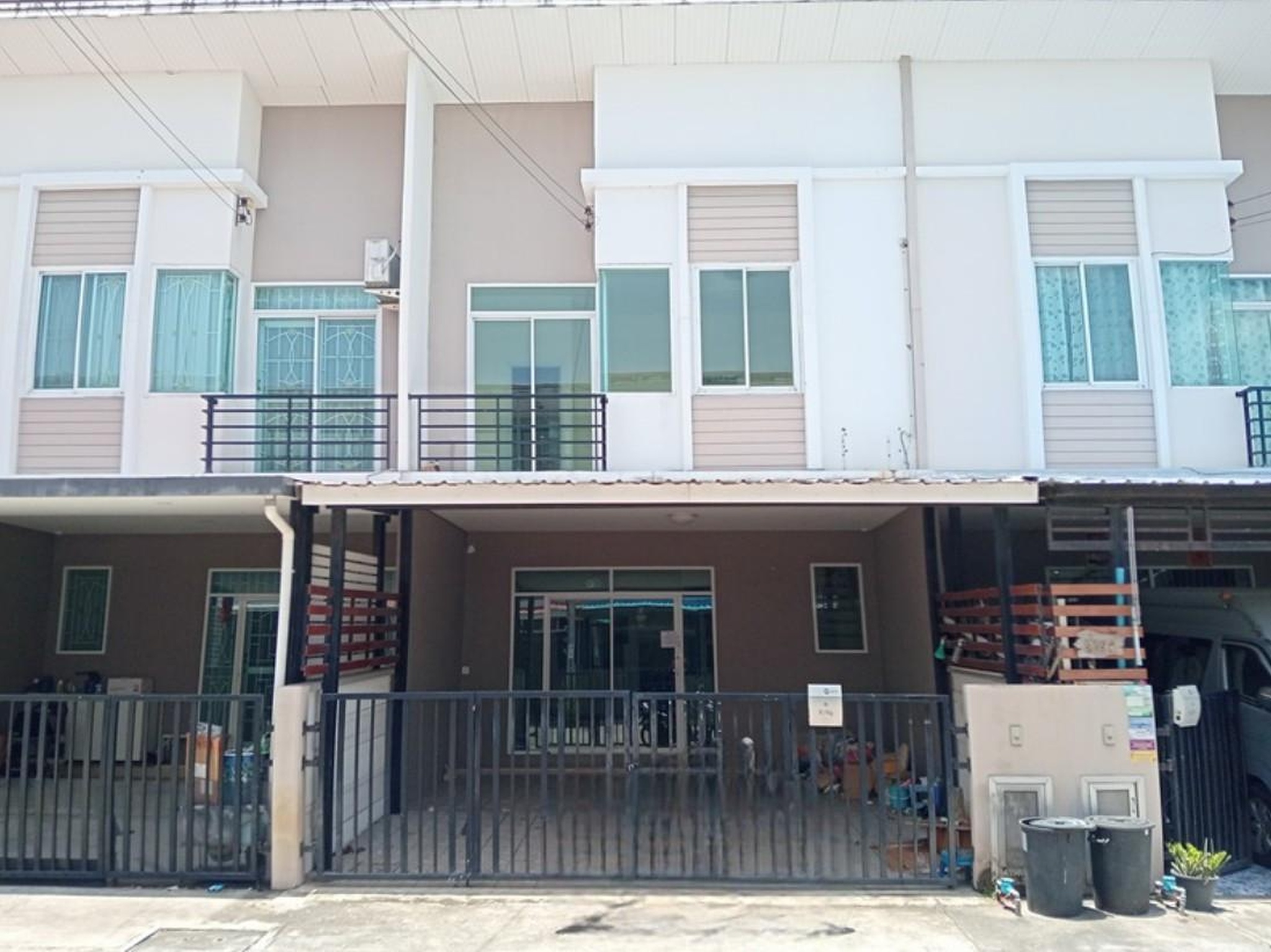 ทรัพย์สถาบันโดย GHB ทาวน์เฮาส์ กัสโต้ ทาวน์โฮม สุขสวัสดิ์ 26-2 (Gusto Townhome Suksawat 26-2)