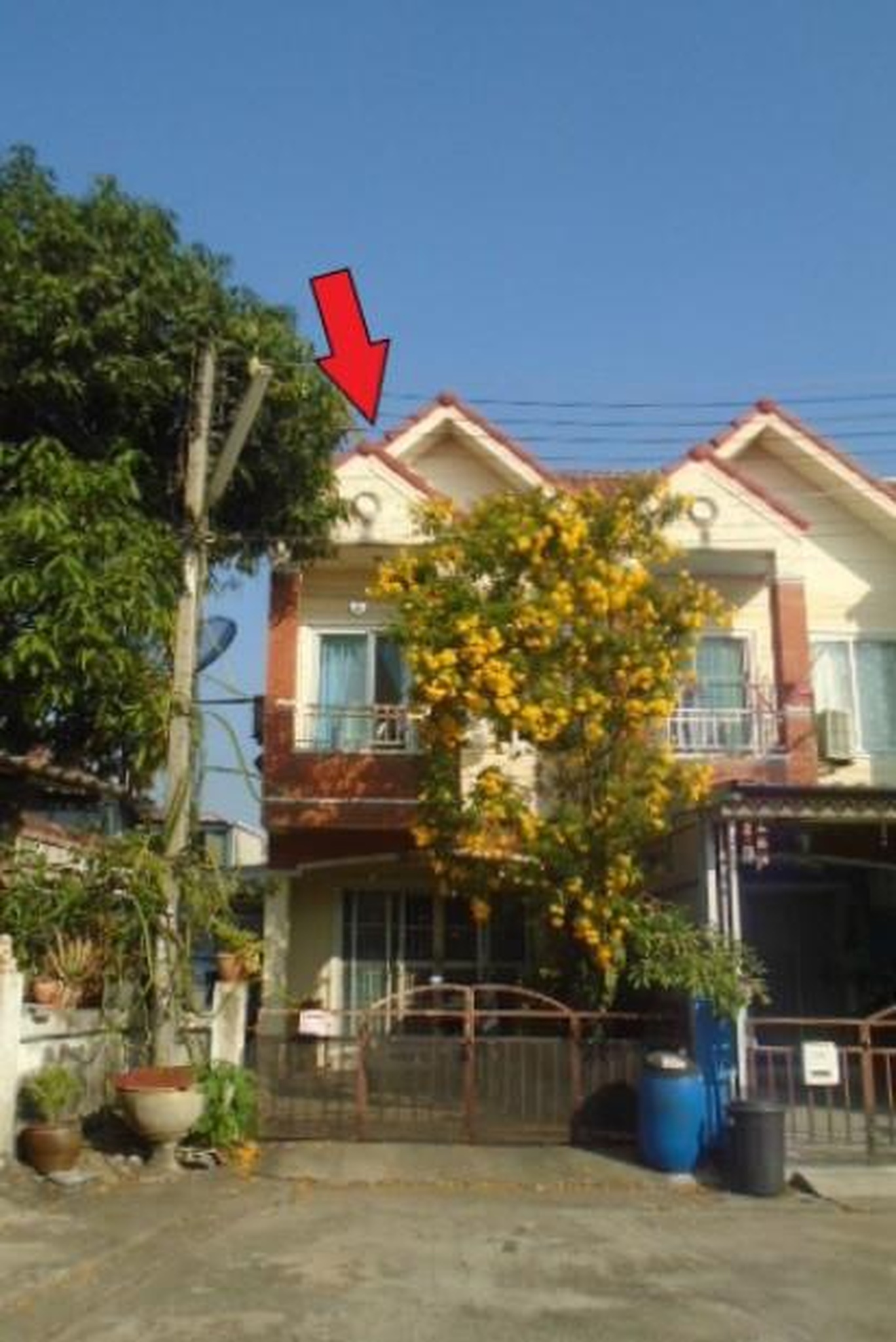 ทรัพย์สถาบันโดย GHB ทาวน์เฮาส์ สิวารัตน์ 6