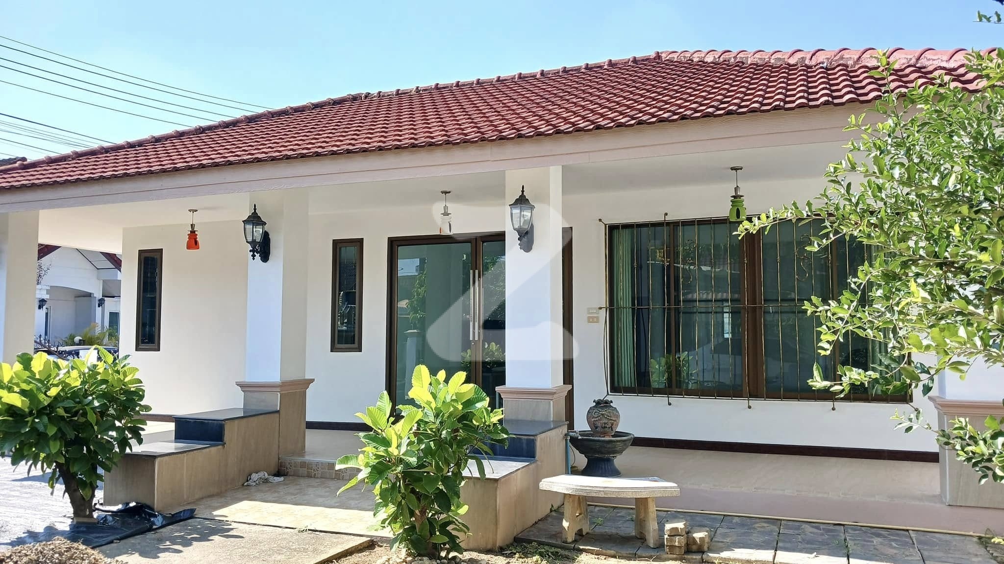 บ้านให้เช่า พร้อมเฟอร์ฯ เงียบสงบ พร้อมเข้าอยู่ 🏡 (น้ำไม่ท่วม)  ‼️รับนายหน้า ‼️ 📍พิกัด หมู่บ้านศิริพร1 ต.หนองจ๊อม อ.สันทราย  : เจ้าของให้เช่าเอง (งดรับนายหน้า)