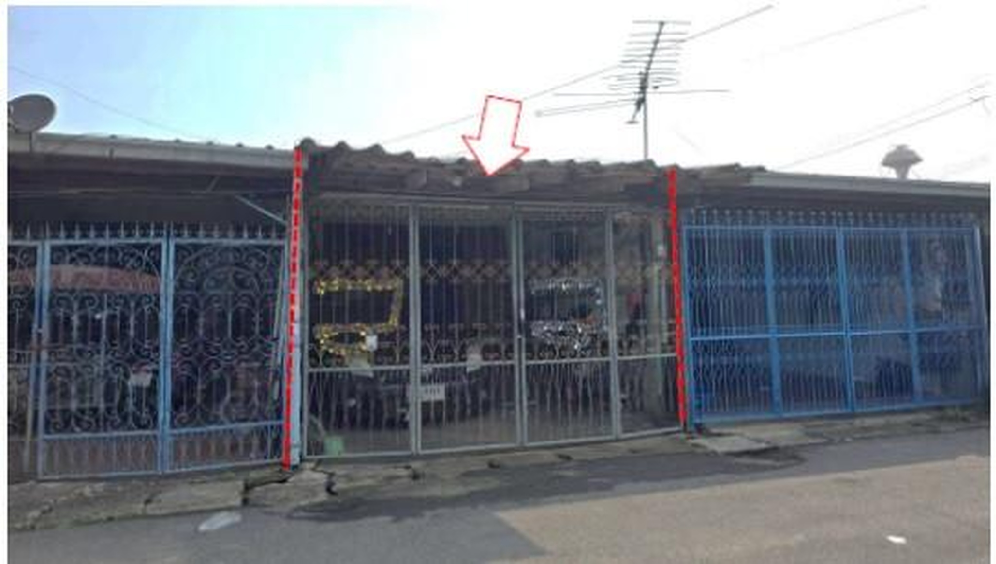 ทรัพย์สถาบันโดย GHB ทาวน์เฮาส์ ศิริการ
