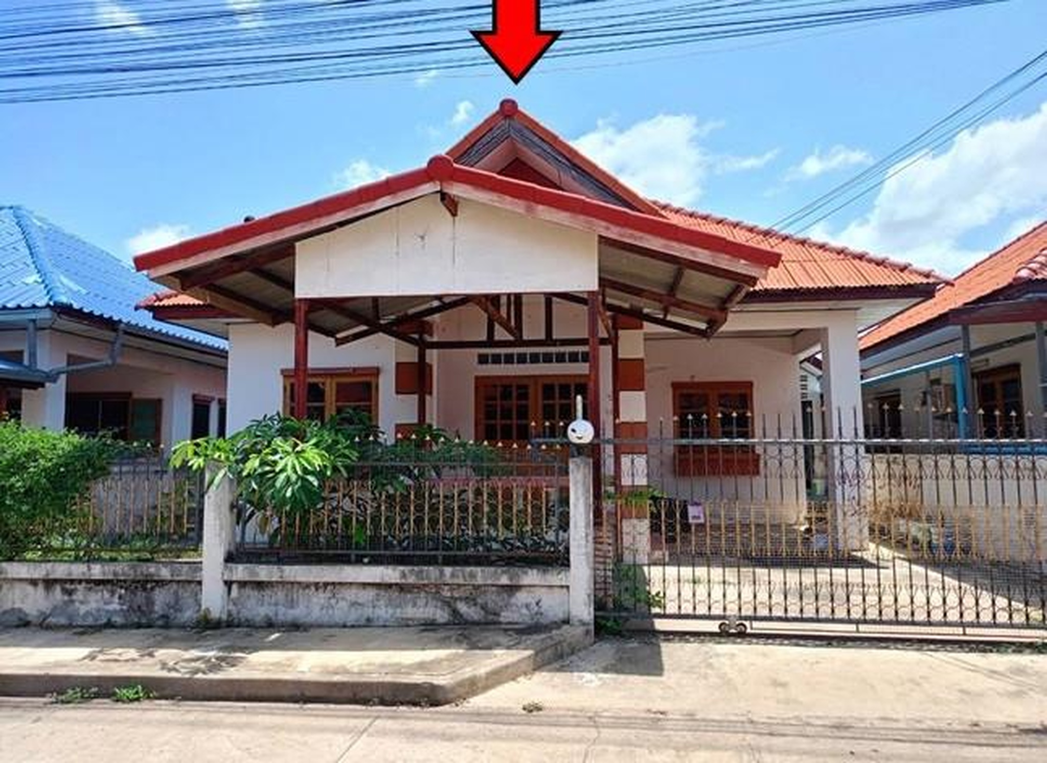 ทรัพย์สถาบันโดย GHB บ้านเดี่ยว มาดามวิลเลจ