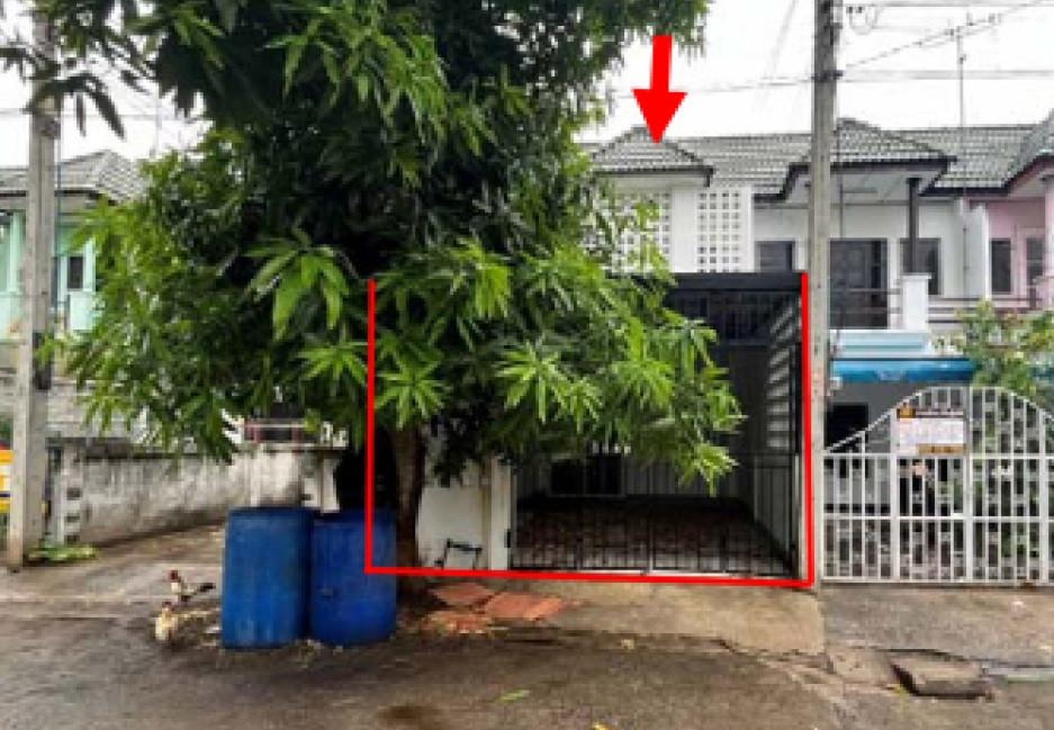 ทรัพย์สถาบันโดย GHB ทาวน์เฮาส์ ริเวอร์แคว