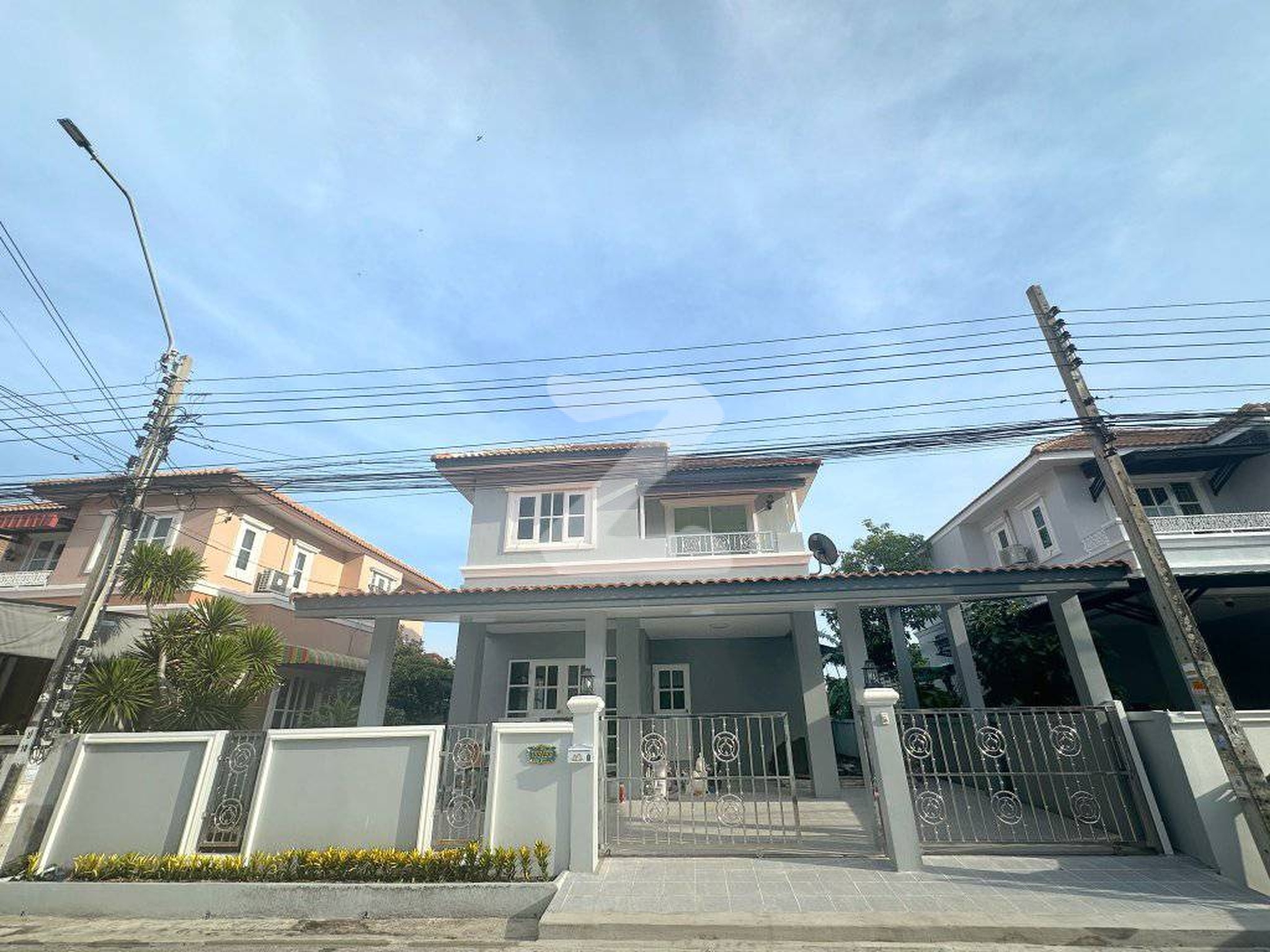 ขายบ้านรีโนเวทใหม่ (เจ้าของขายเอง) หมู่บ้านK.C. Parkville เค.ซี.พาร์ควิลล์                                              : เจ้าของขายเอง (งดรับนายหน้า)