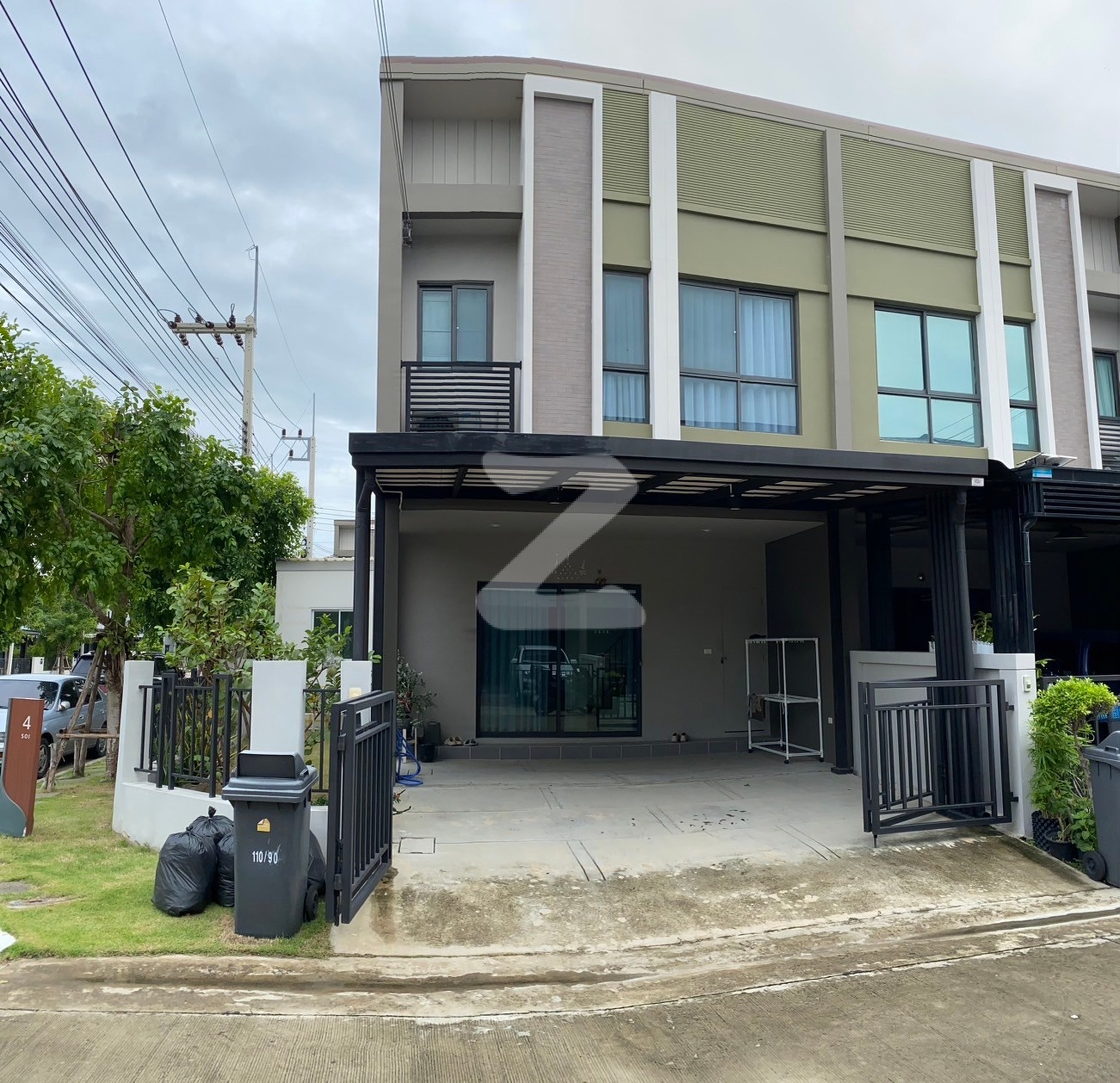 📌📌 ขาย ทาวน์โฮม 2 ชั้นแปลงมุม หมู่บ้าน V Compound Tiwanon-Rangsit  เดินทางสะดวกใกล้ทางพิเศษศรีรัชด่านบางพูน ใกล้รถไฟฟ้าสายสีแดง : เจ้าของขายเอง (งดรับนายหน้า)
