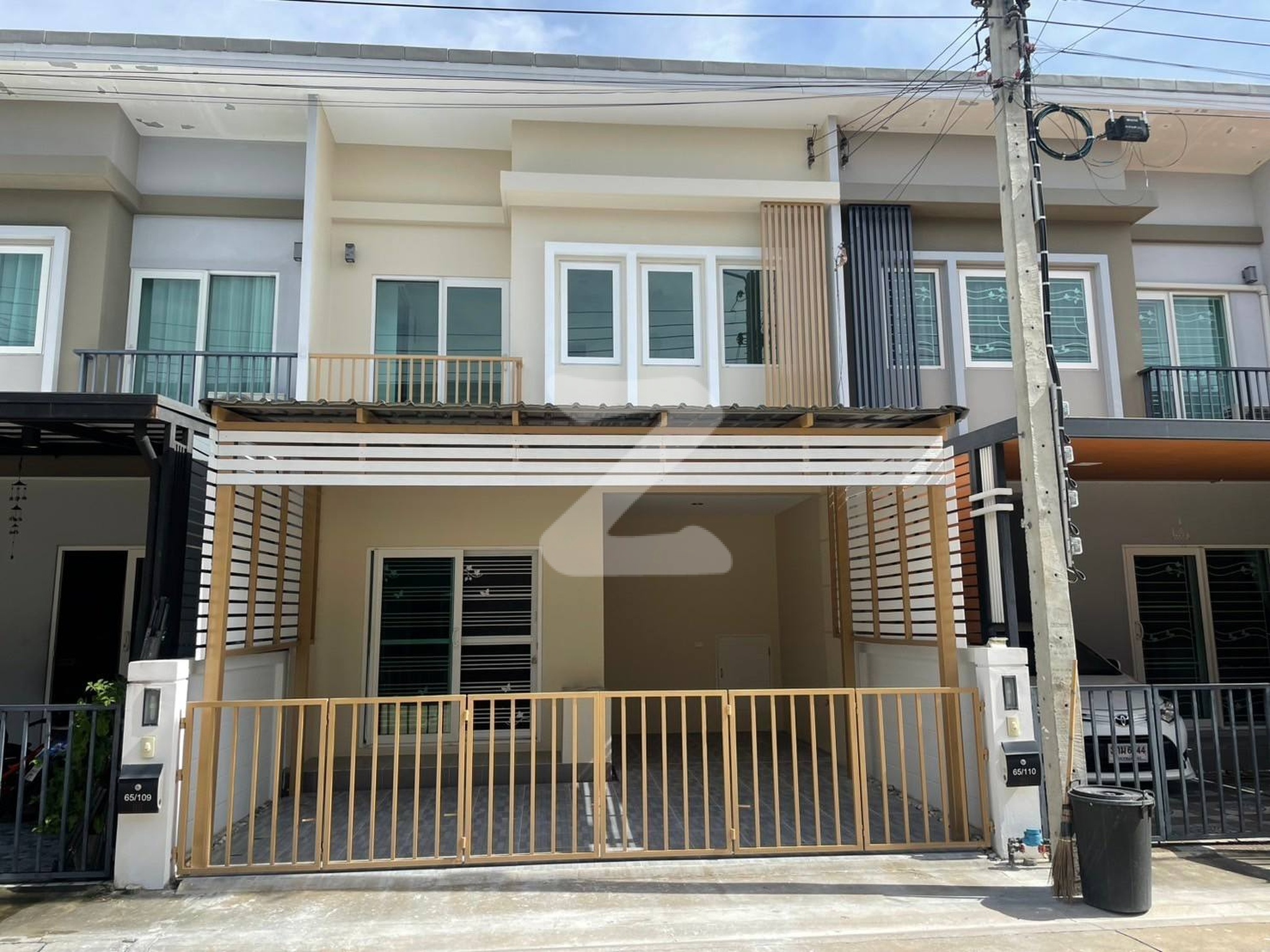 เจ้าของขายเอง 🏠 ขายทาวน์เฮ้าส์ พร้อมเข้าอยู่ 📍 หมู่บ้านชวนชื่น ทาวน์ กาญจนา-บางใหญ่                     : เจ้าของขายเอง (งดรับนายหน้า)