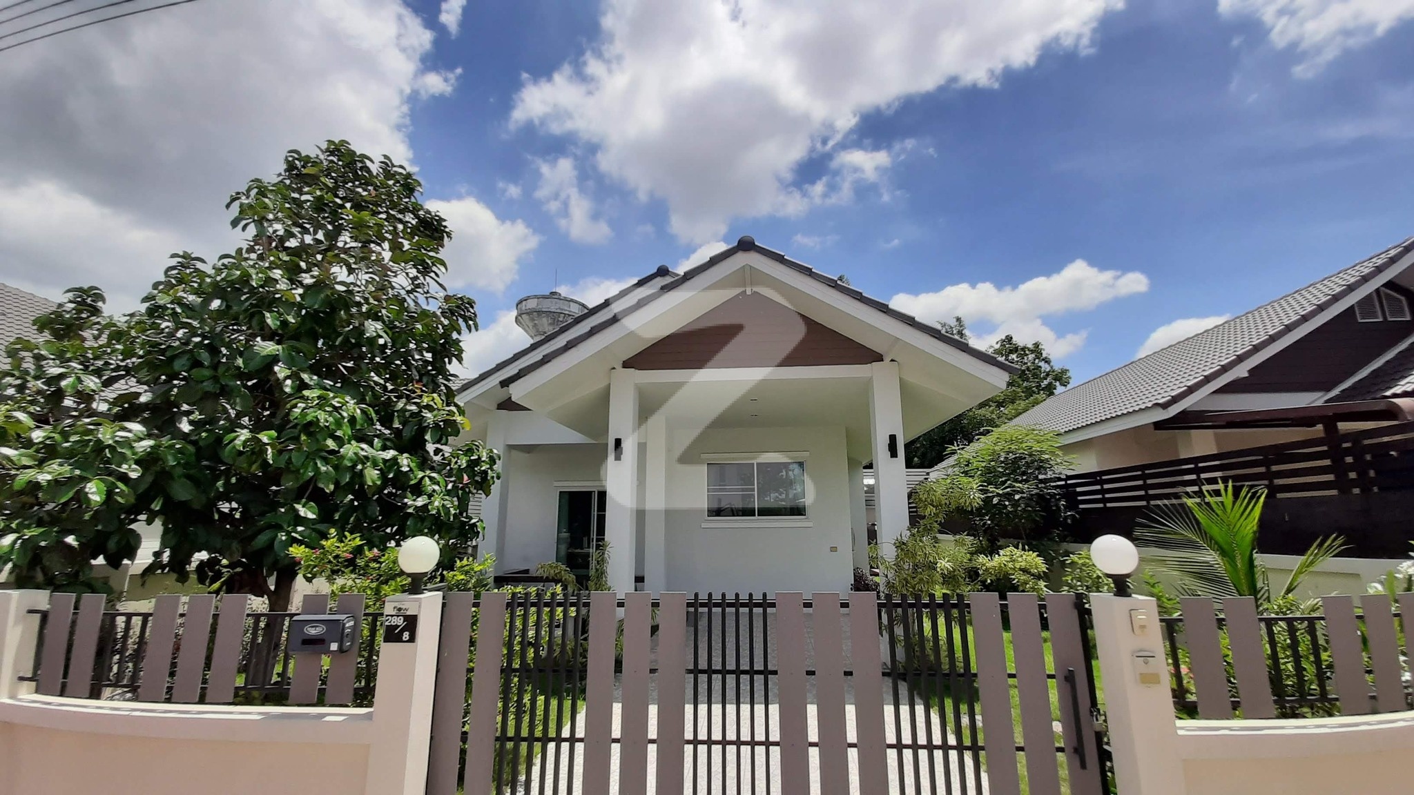 ประกาศขายบ้าน เจ้าของ (ตัวผม) ขายเองครับ  -บ้านเดี่ยว ชั้นเดียว 2ห้องนอน 2ห้องน้ำ พื้นที่ 67ตรว                 : เจ้าของให้เช่าเอง (งดรับนายหน้า)