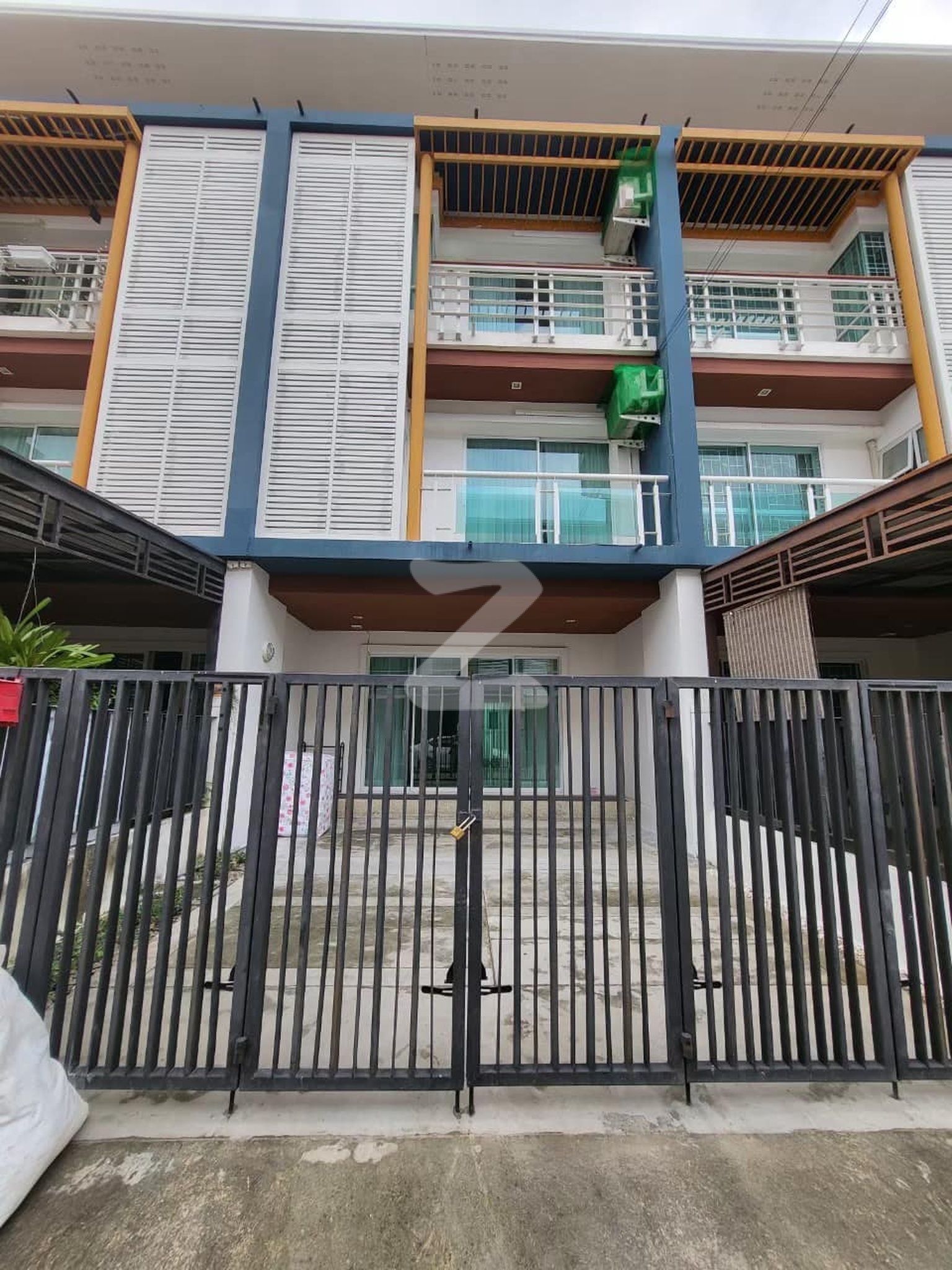 🏡 ทาวน์โฮม 3 ชั้น  🩷 โครงการโมดัส ชวนชื่นวิภาวดี 🩷 🏡 3 นอน, 3 น้ำ, 1 ครัว, 2 จอด   : เจ้าของขายเอง (งดรับนายหน้า)