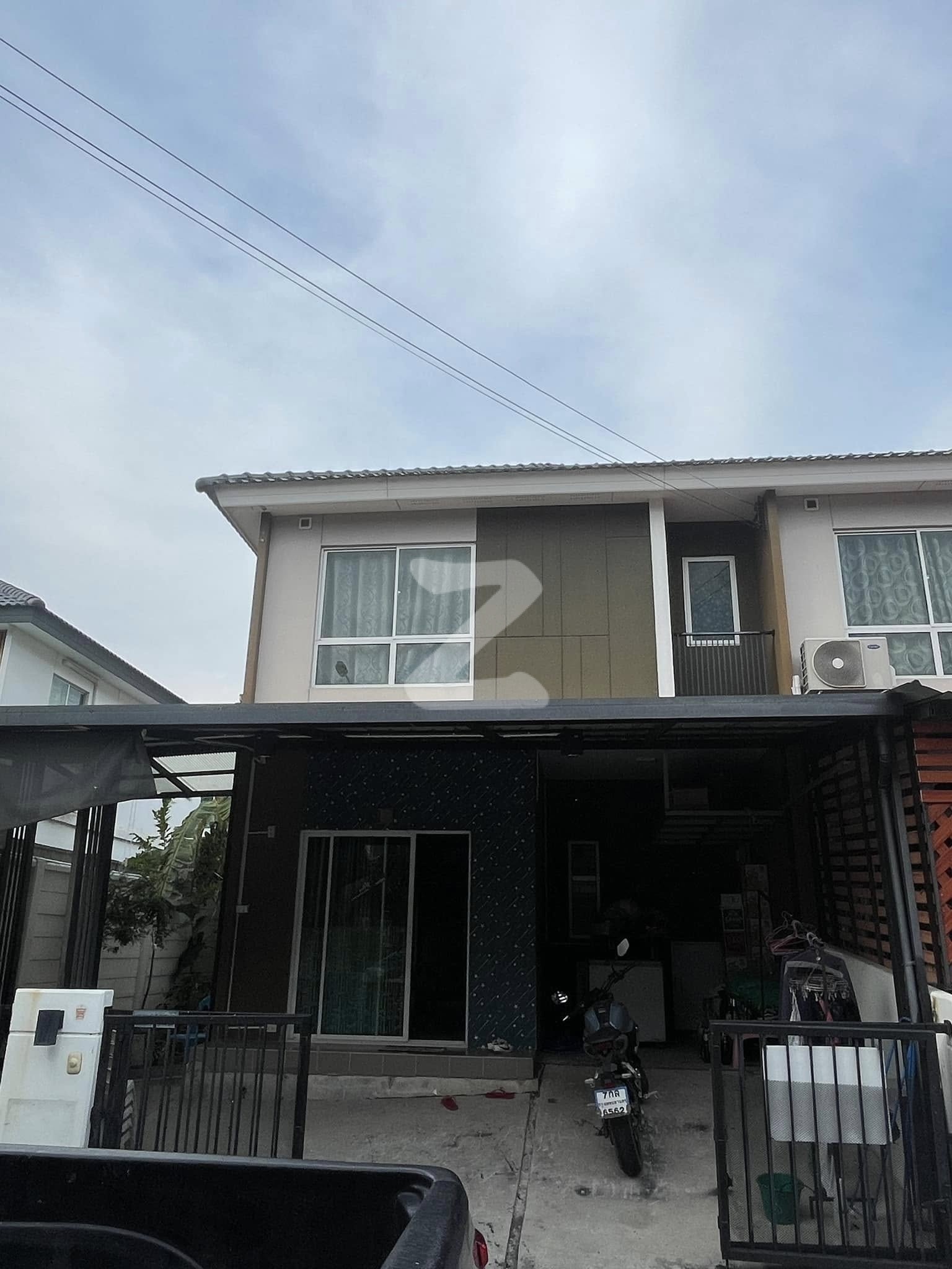 โครงการ : เดอะคอนเนค51 เทพารักษ์-เมืองใหม่ (The Connect51 Teparak) ที่ตั้ง : ซ. วโรชา บางบ่อ ถนน เทพารักษ์ ต.บางเพรียง อ.บางบ่อ จ.สมุทรปราการ : เจ้าของขายเอง (งดรับนายหน้า)