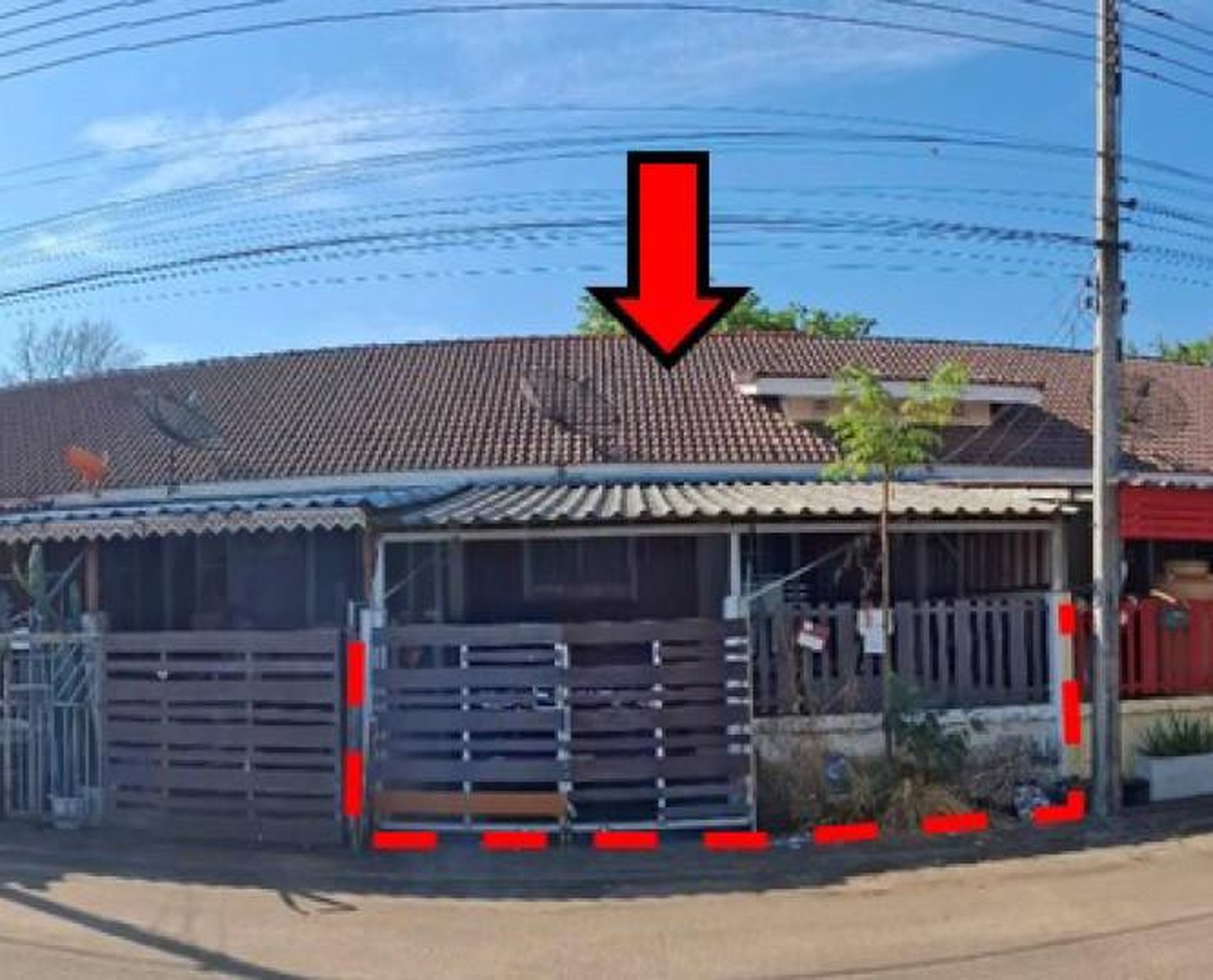 ทรัพย์สถาบันโดย GHB ทาวน์เฮาส์ บ้านสวย