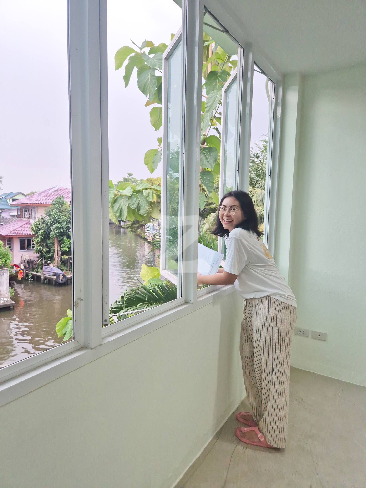 ขายคุ้ม!! สำหรับคนรักวิวคลอง และความสงบ 🏠ทาวน์เฮ้าส์ 4 ชั้น น้ำไม่ท่วม ทำเลบางแวก เส้นราชพฤษ์-รัชดาภิเษก-จรัญ-เพชรเกษม ใกล้ BTS และ MRT : เจ้าของขายเอง (งดรับนายหน้า)