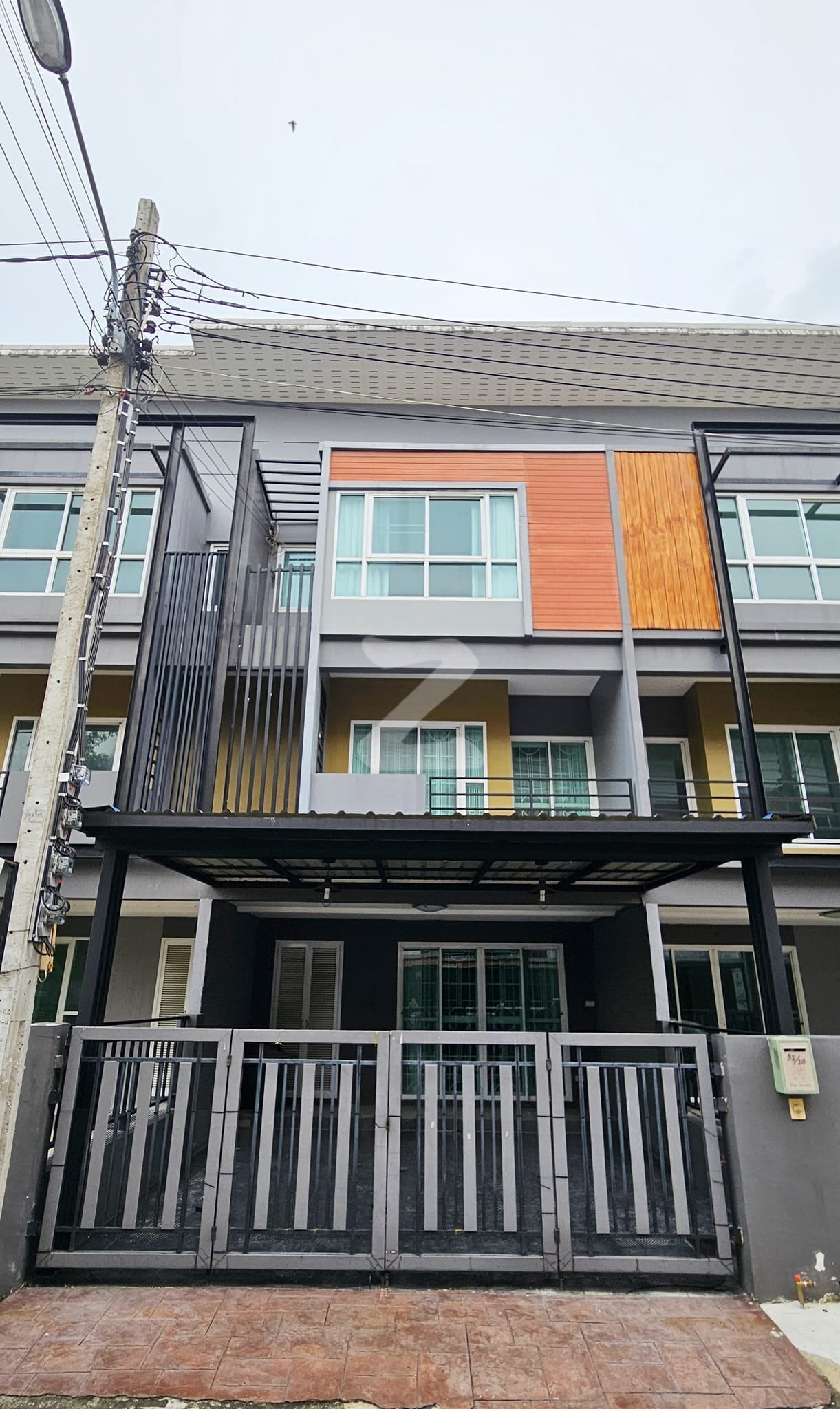Owner post !! Welcome agent !! บ้านโฟร์ซีซั่น ราชพฤกษ์ - รัตนาธิเบศร์ ใกล้รถไฟฟ้าสถานีบางรักใหญ่ ทาวน์โฮม 3 ชั้น  : เจ้าของขายเอง (งดรับนายหน้า)