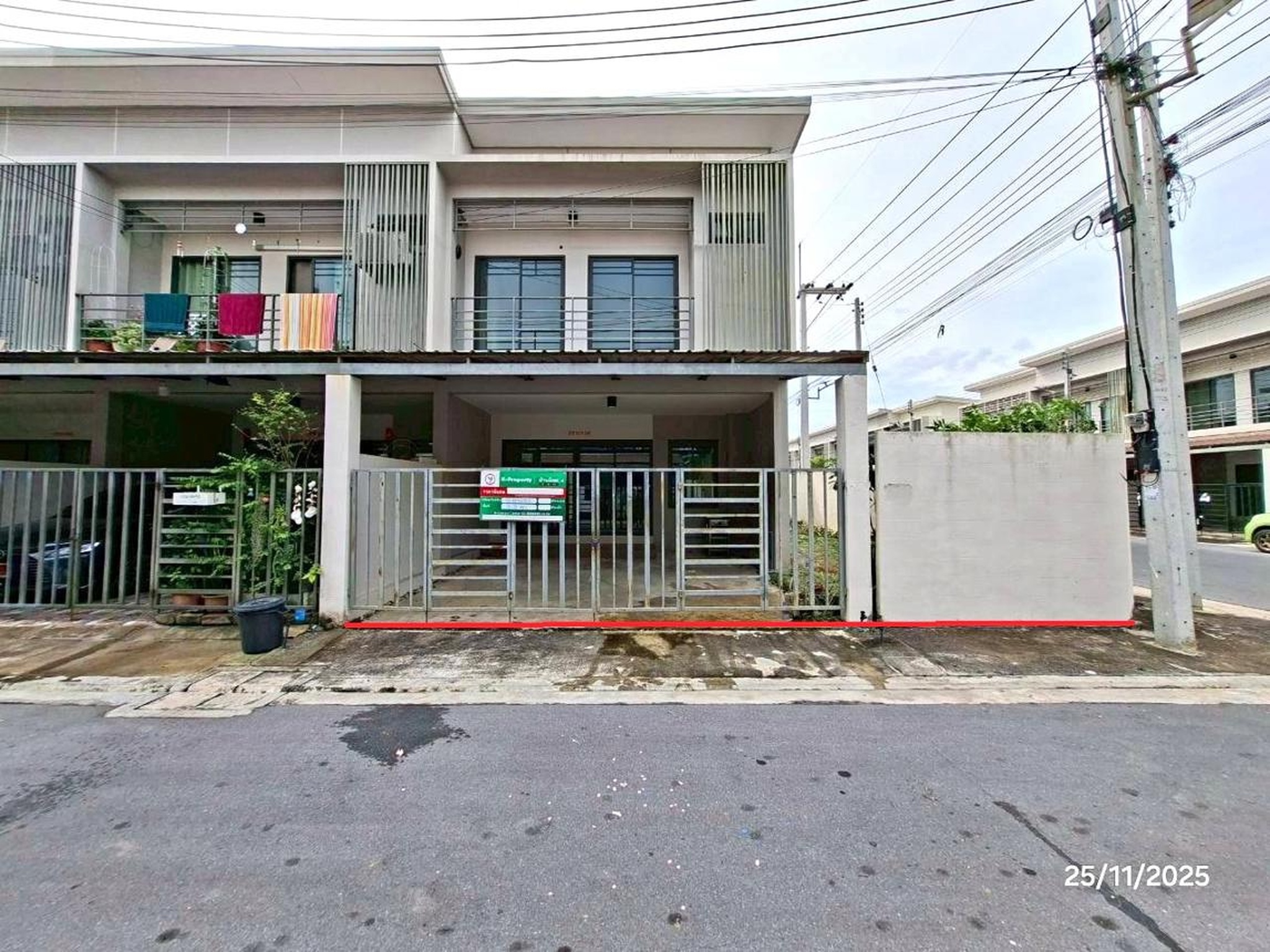 ทรัพย์สถาบันโดย KASIKORNBANK ทาวน์เฮาส์ รัชธานี 11