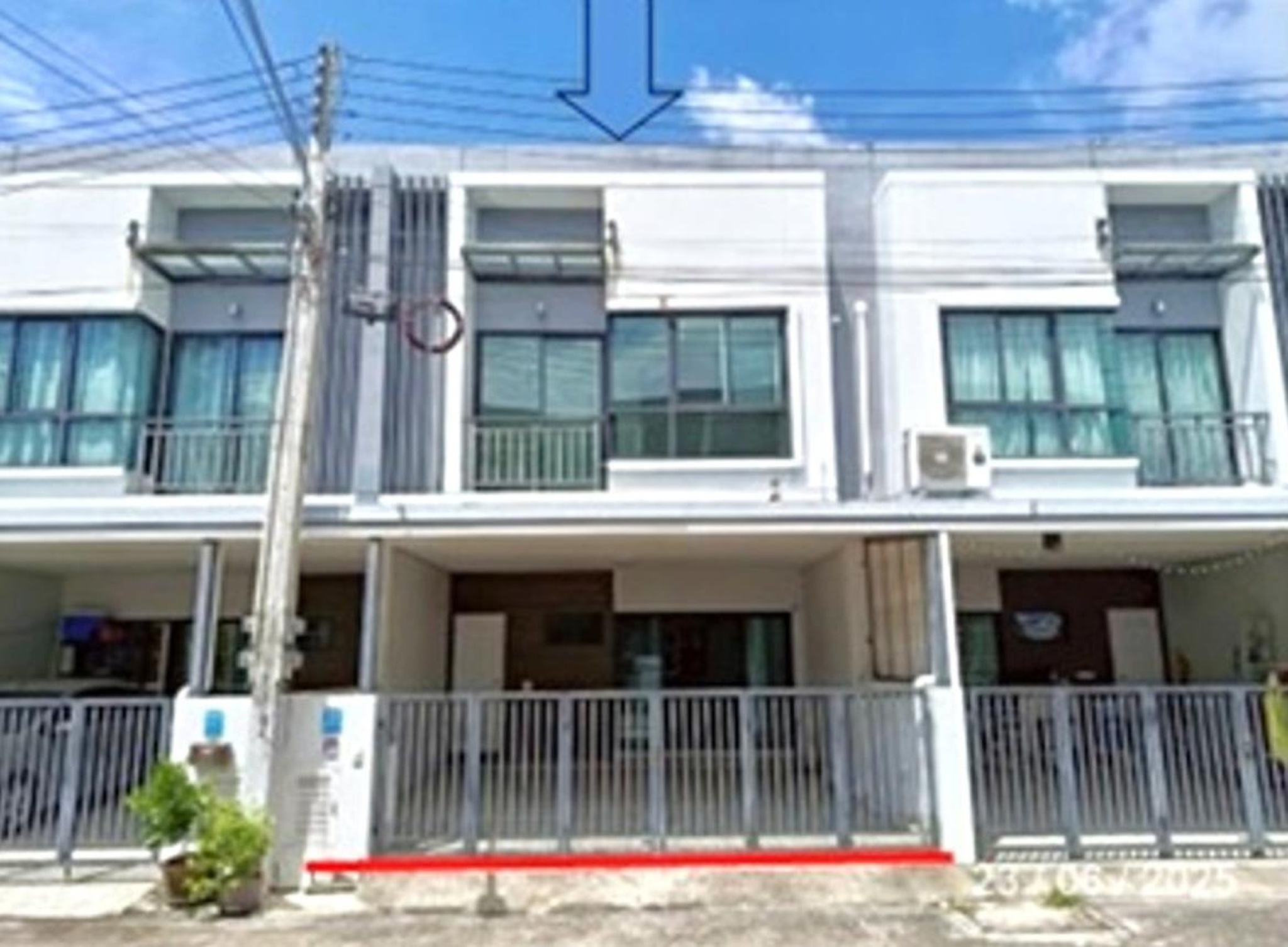 ทรัพย์สถาบันโดย KASIKORNBANK ทาวน์เฮาส์ ลา ปาตีย์ บ้านสวน