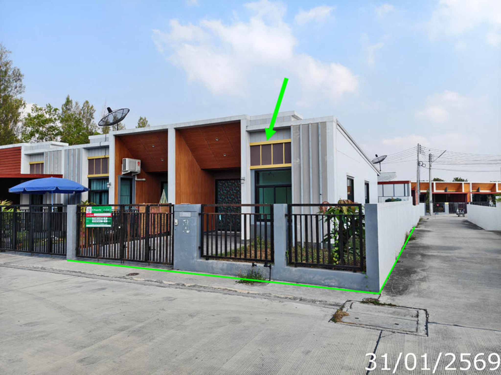 ทรัพย์สถาบันโดย KASIKORNBANK ทาวน์เฮาส์ เจ ฟอเรส 2 อมตะ
